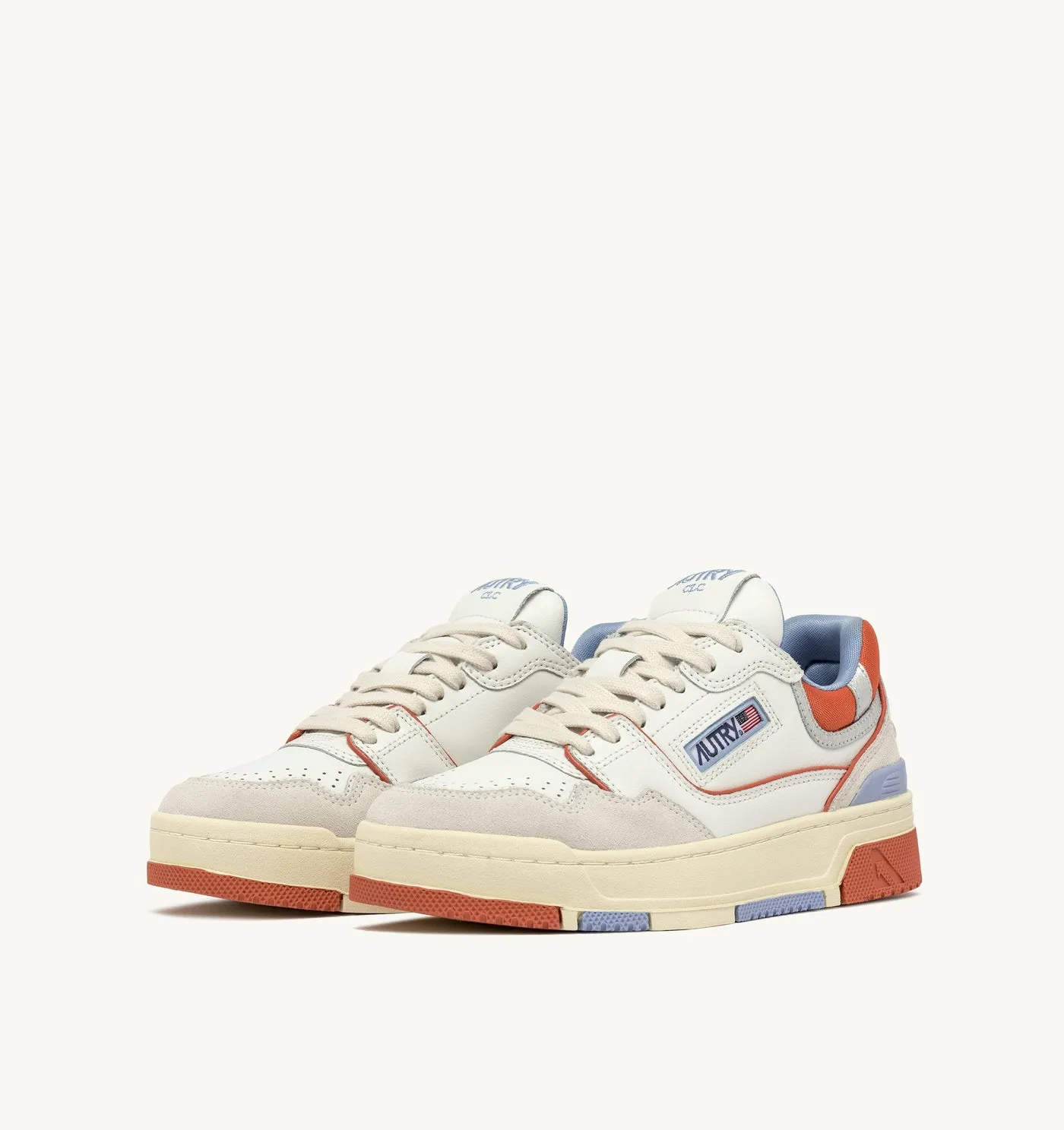 CLC LOW IN PELLE E SUEDE COLORE BIANCO E GINGER