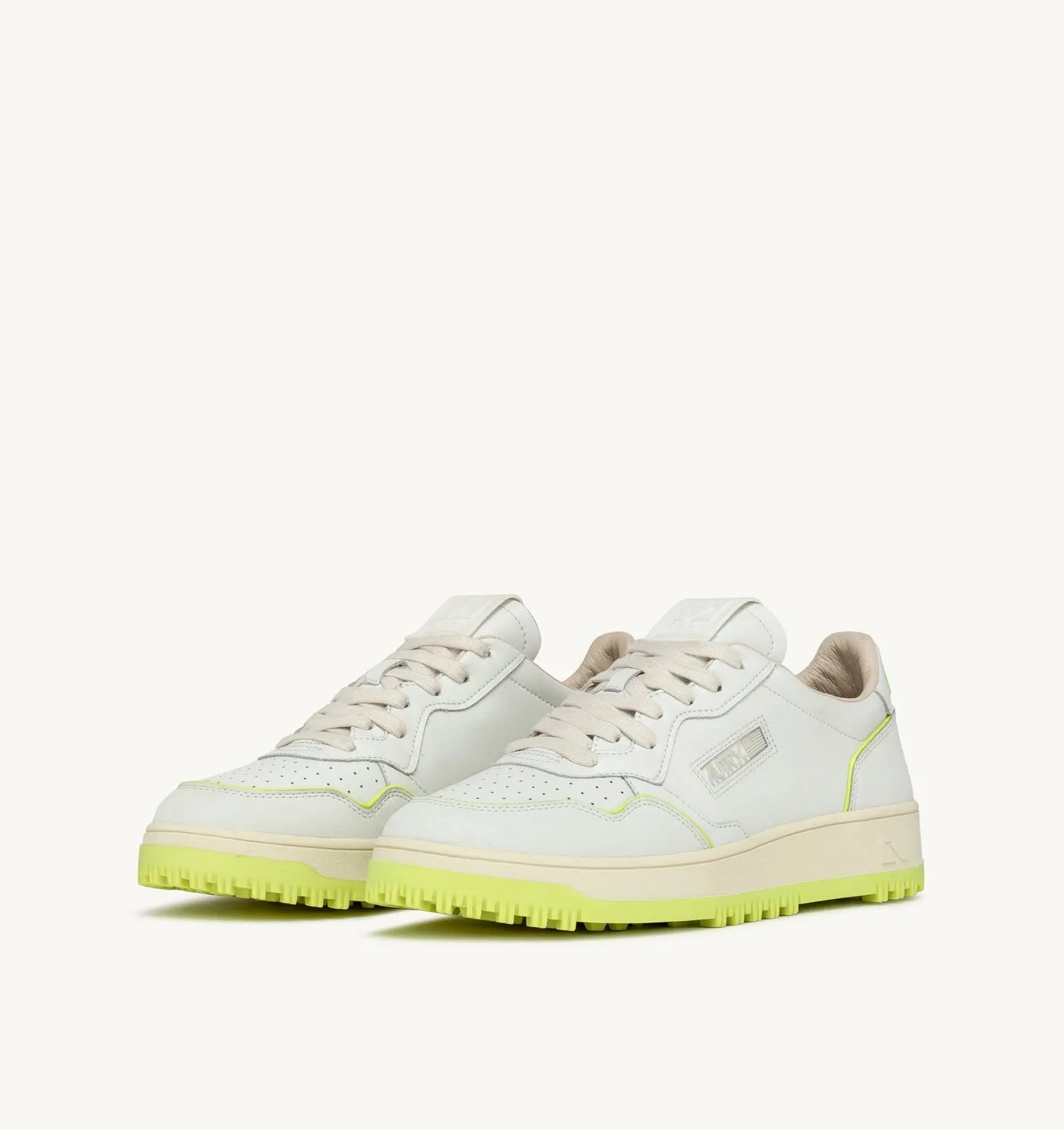 GOLF LOW IN PELLE COLORE BIANCO E GIALLO FLUO