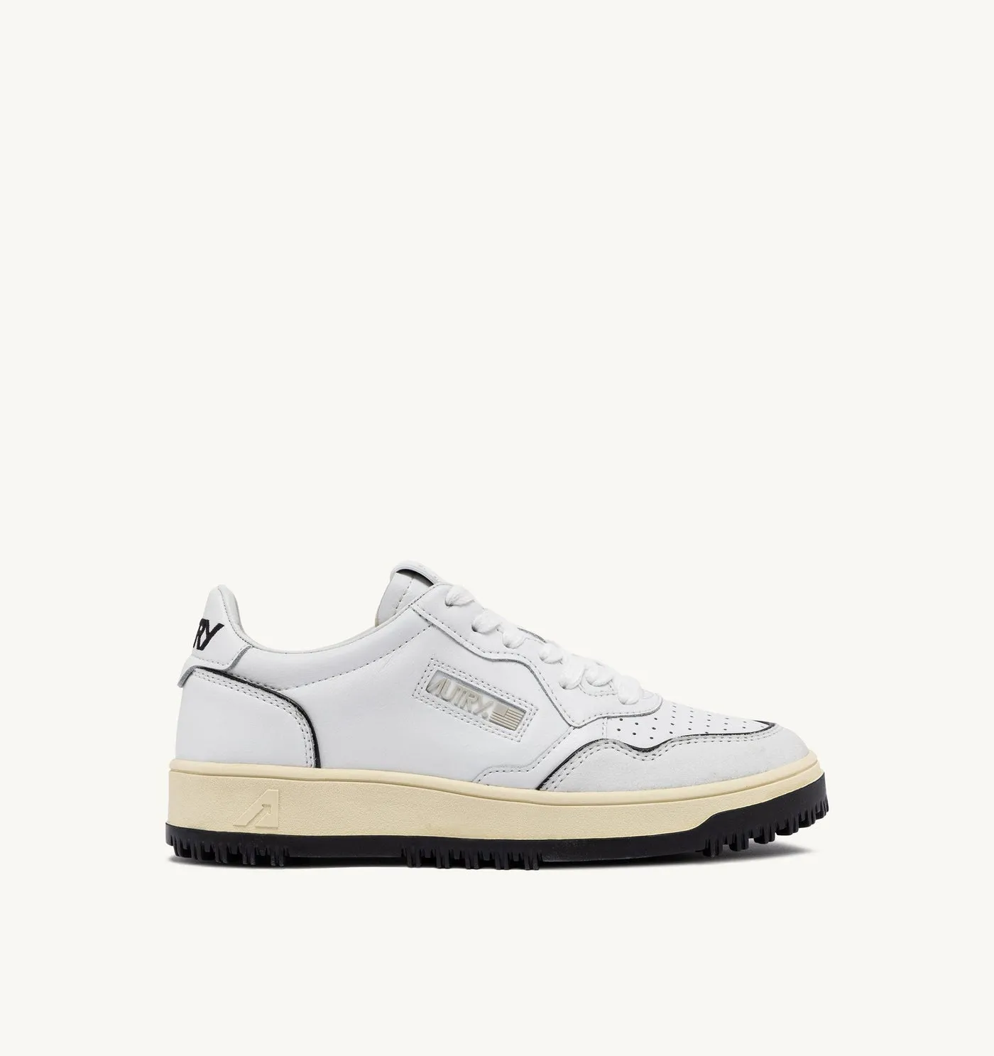 GOLF LOW IN PELLE COLORE BIANCO NERO