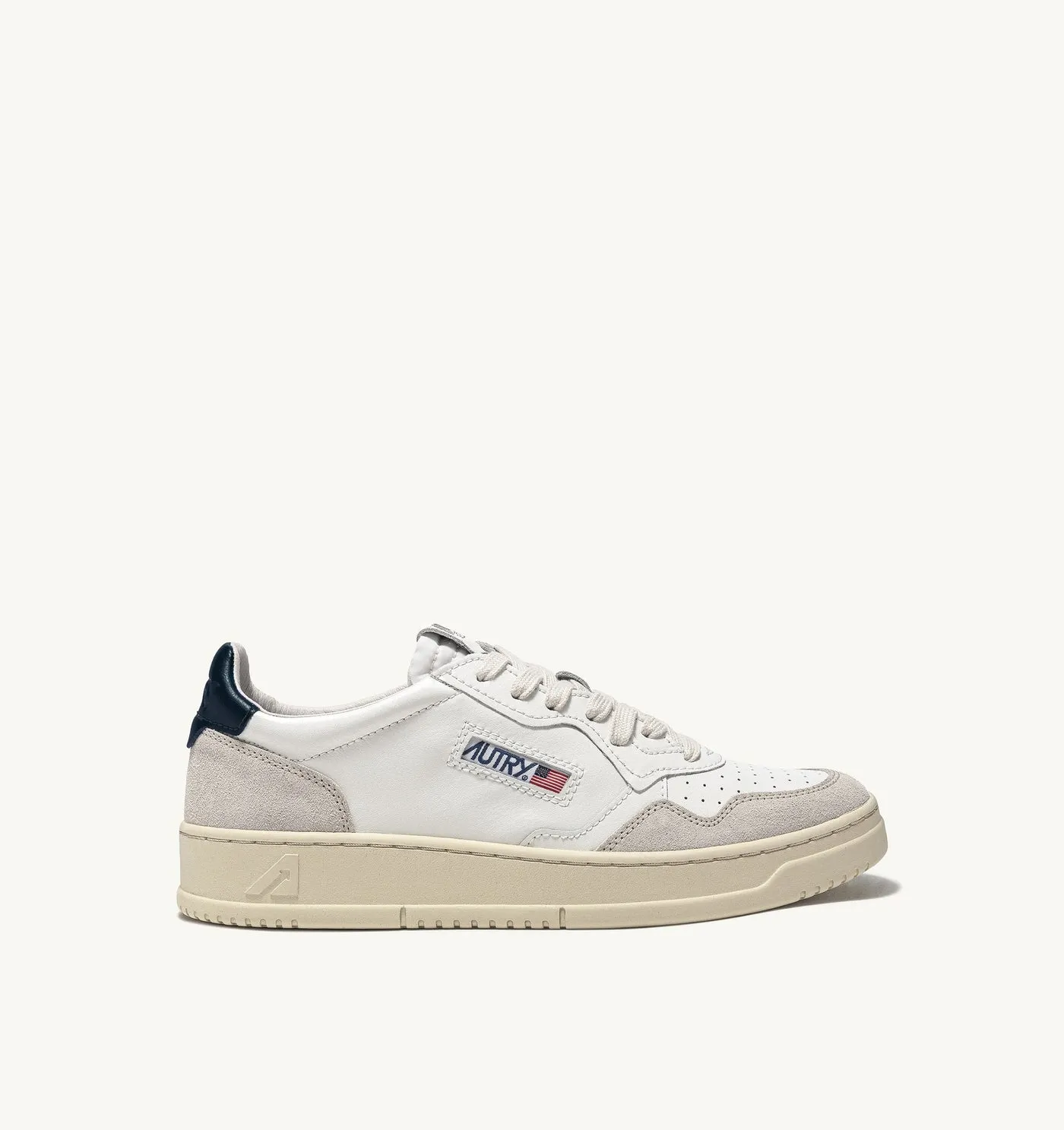 MEDALIST LOW IN PELLE BIANCA E BLU E SUEDE BEIGE