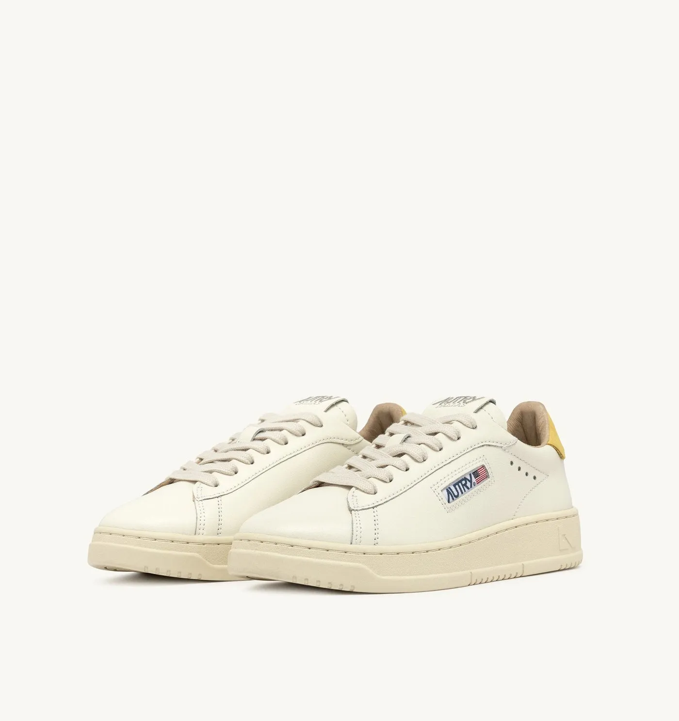 DALLAS LOW IN PELLE COLORE MARSHMALLOW E BUTTERCUP
