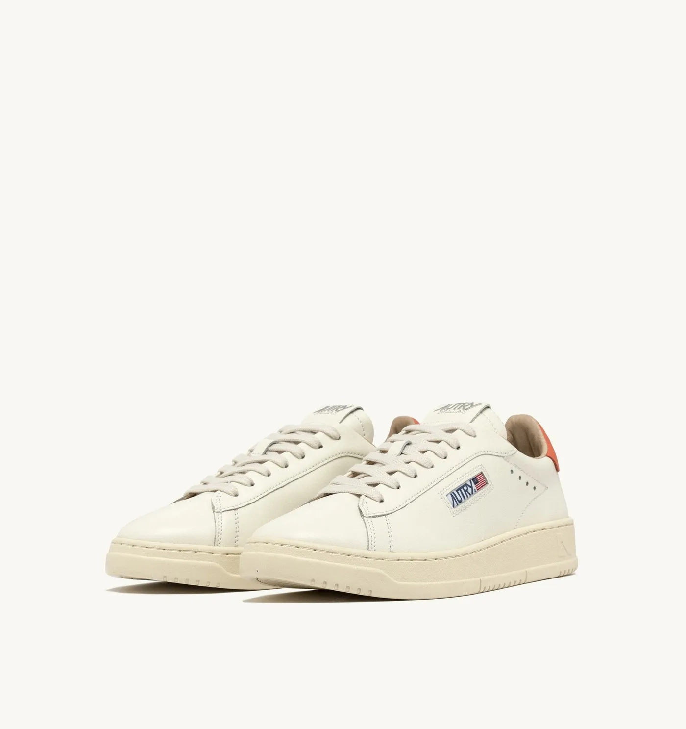 DALLAS LOW IN PELLE COLORE MARSHMALLOW E ORANGEADE