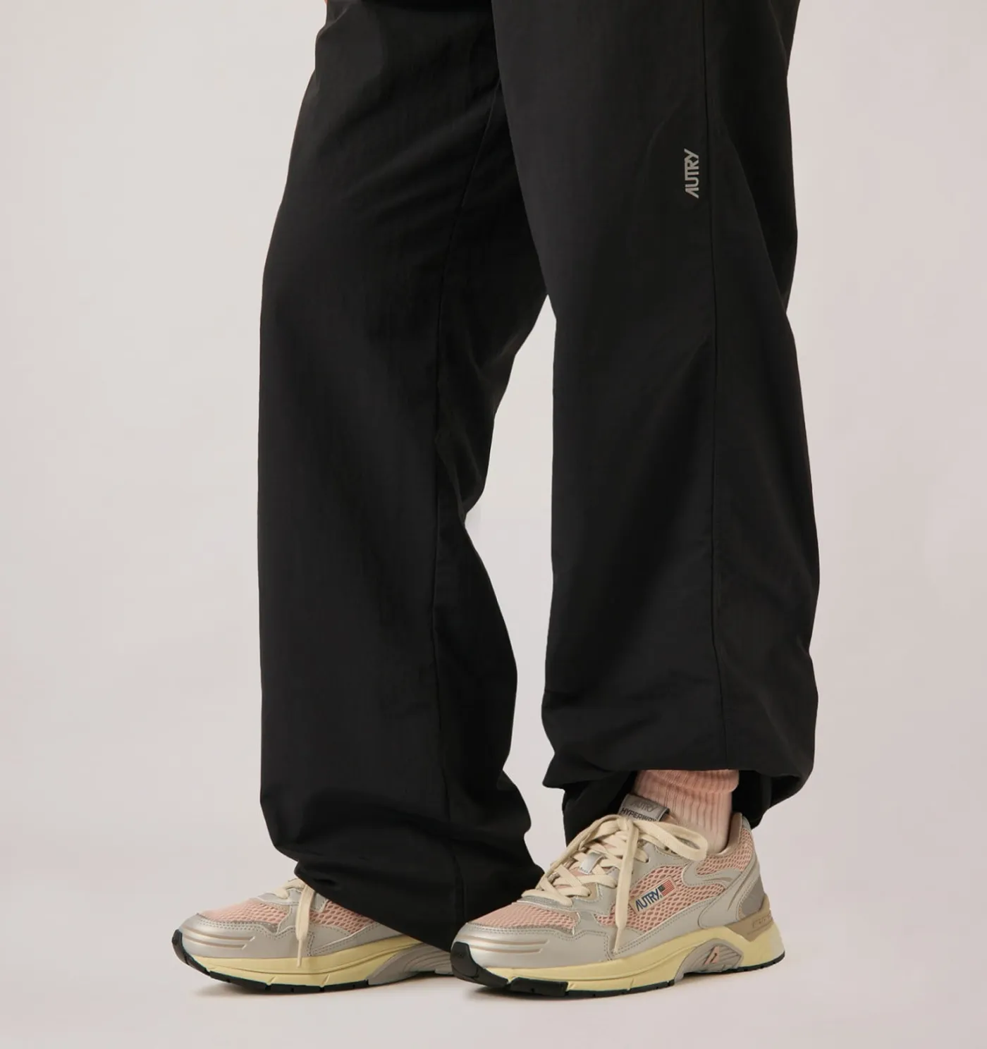 SNEAKERS HYPERWAY IN PELLE SINTETICA E MESH ARGENTO POWDER E FEATHER GRAY