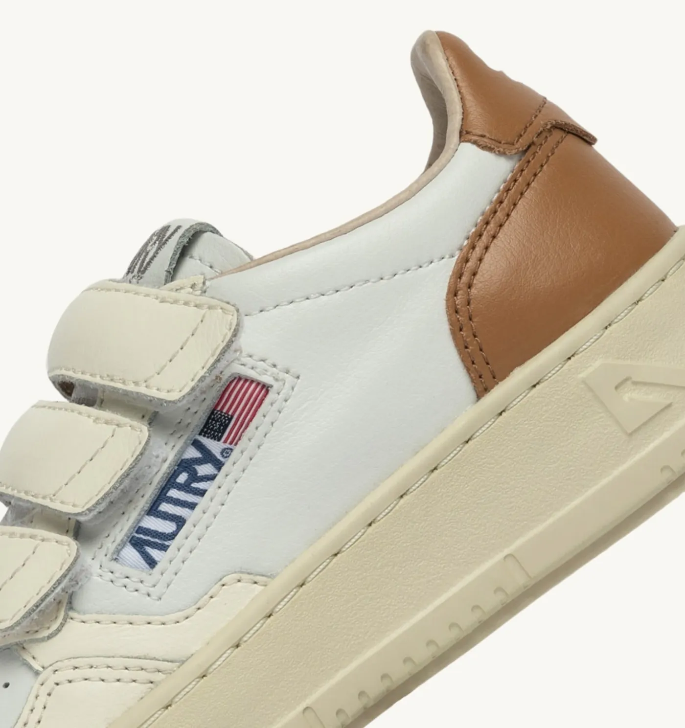 SNEAKERS MEDALIST KIDSTRIPES LOW IN PELLE WHISPER WHITE AVORIO E BROWN SUGAR