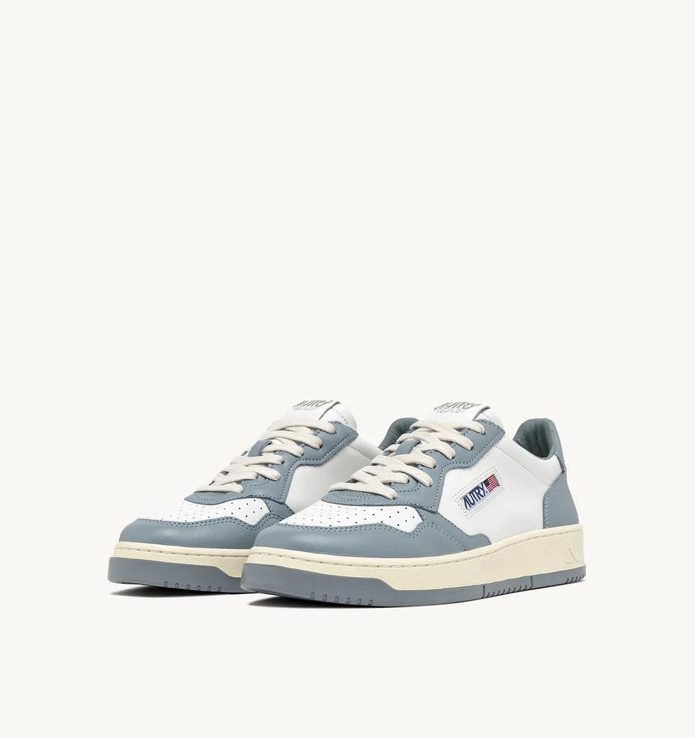 MEDALIST LOW BICOLOR IN PELLE BIANCA E SILVER BLUE