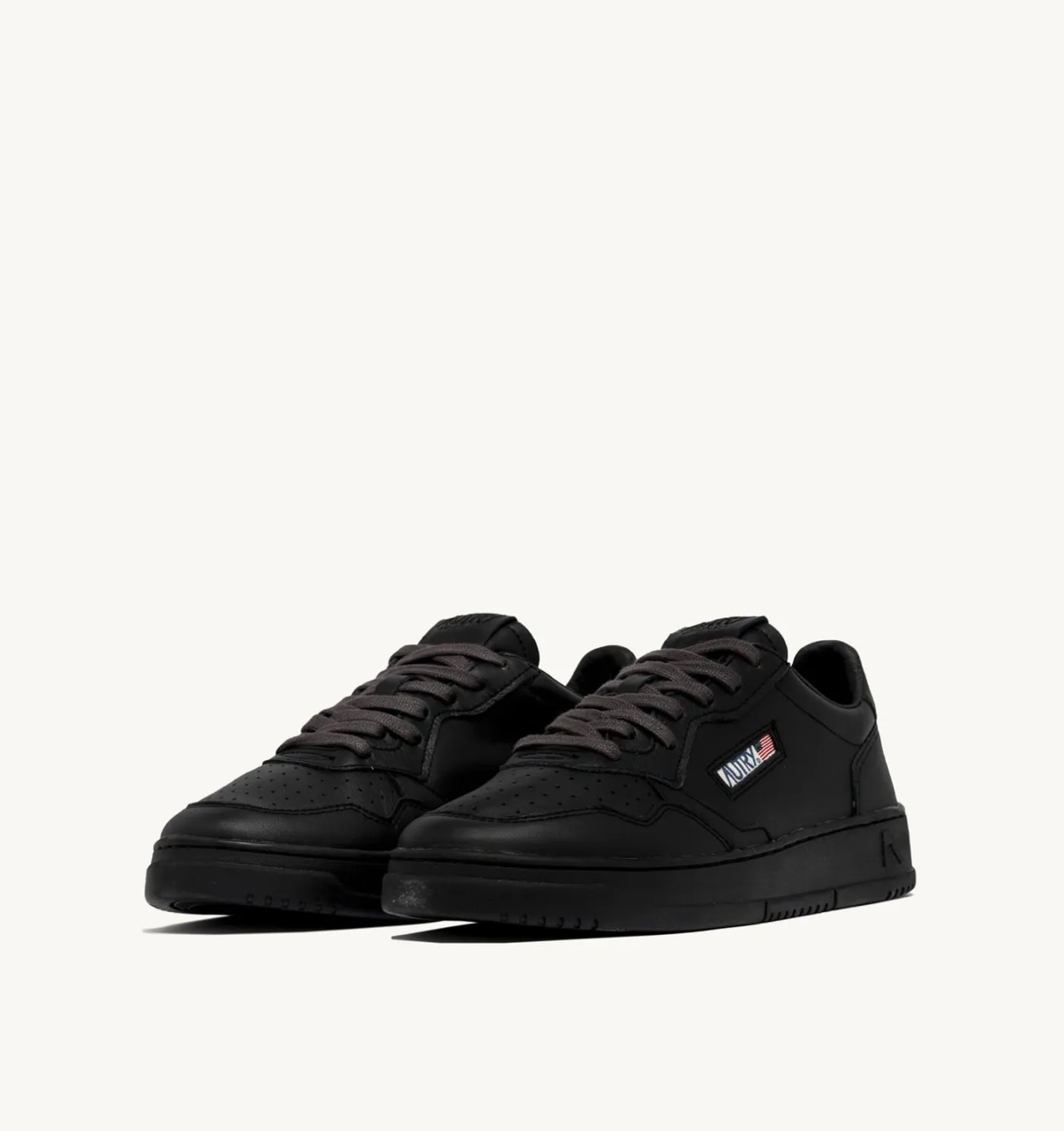 SNEAKERS MEDALIST LOW IN NAPPA METEORITE