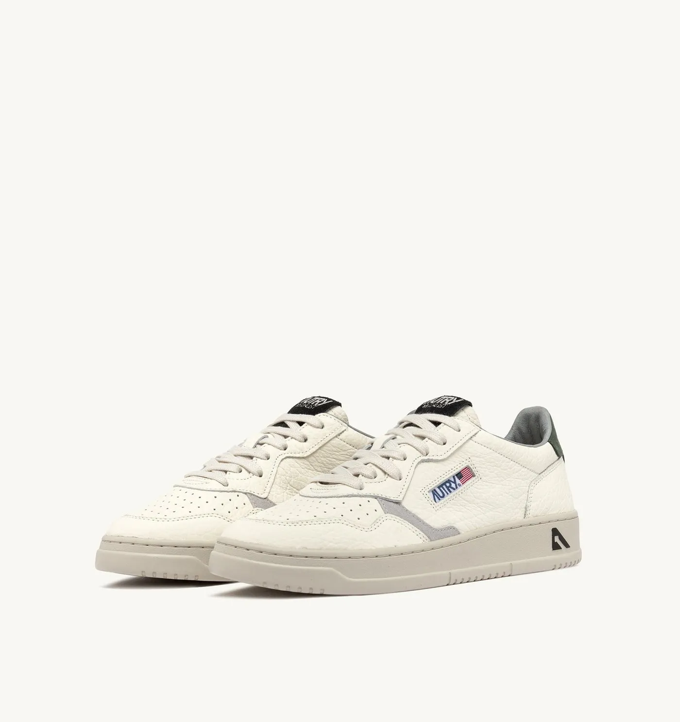 MEDALIST LOW IN PELLE COLORE MOUNTAIN E LOFT