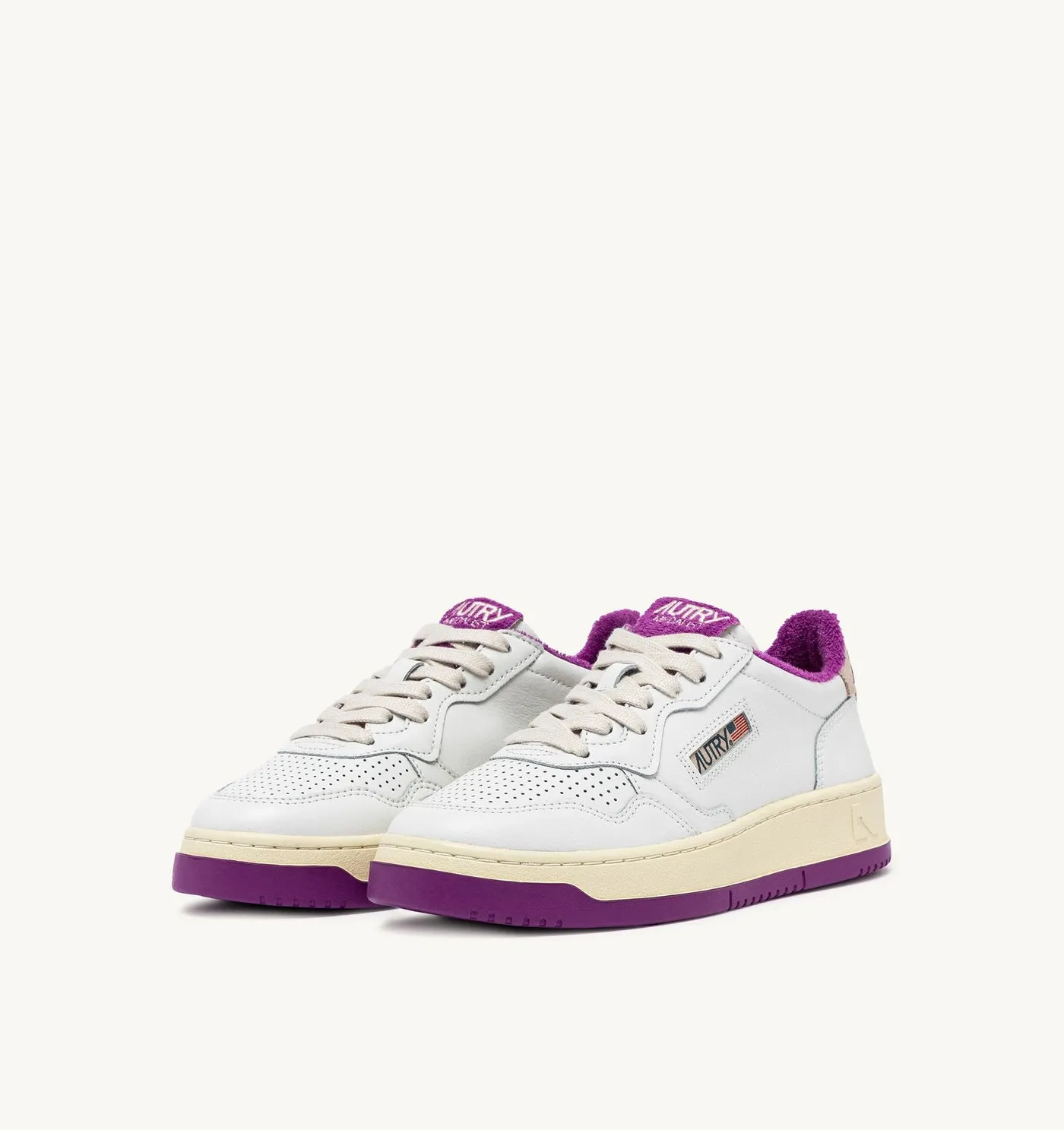 MEDALIST LOW IN PELLE COLORE BIANCO E HYACINTH VIOLET