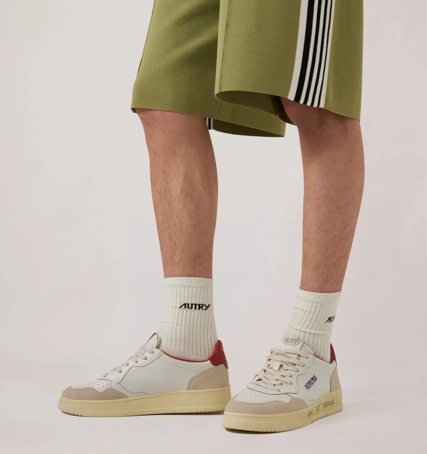 SNEAKERS MEDALIST LOW IN SUEDE E PELLE BIANCA E ROSSA CON LETTERING