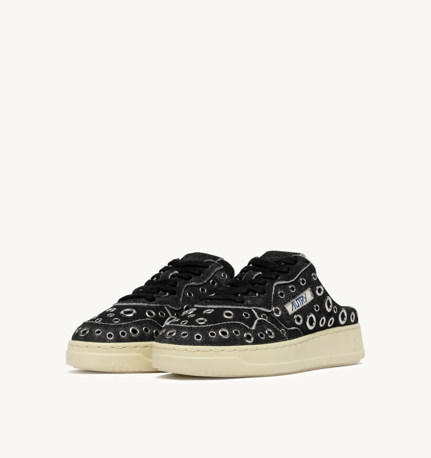 SNEAKERS MEDALIST MULE IN PELLE NERA CON DETTAGLI BORCHIATI
