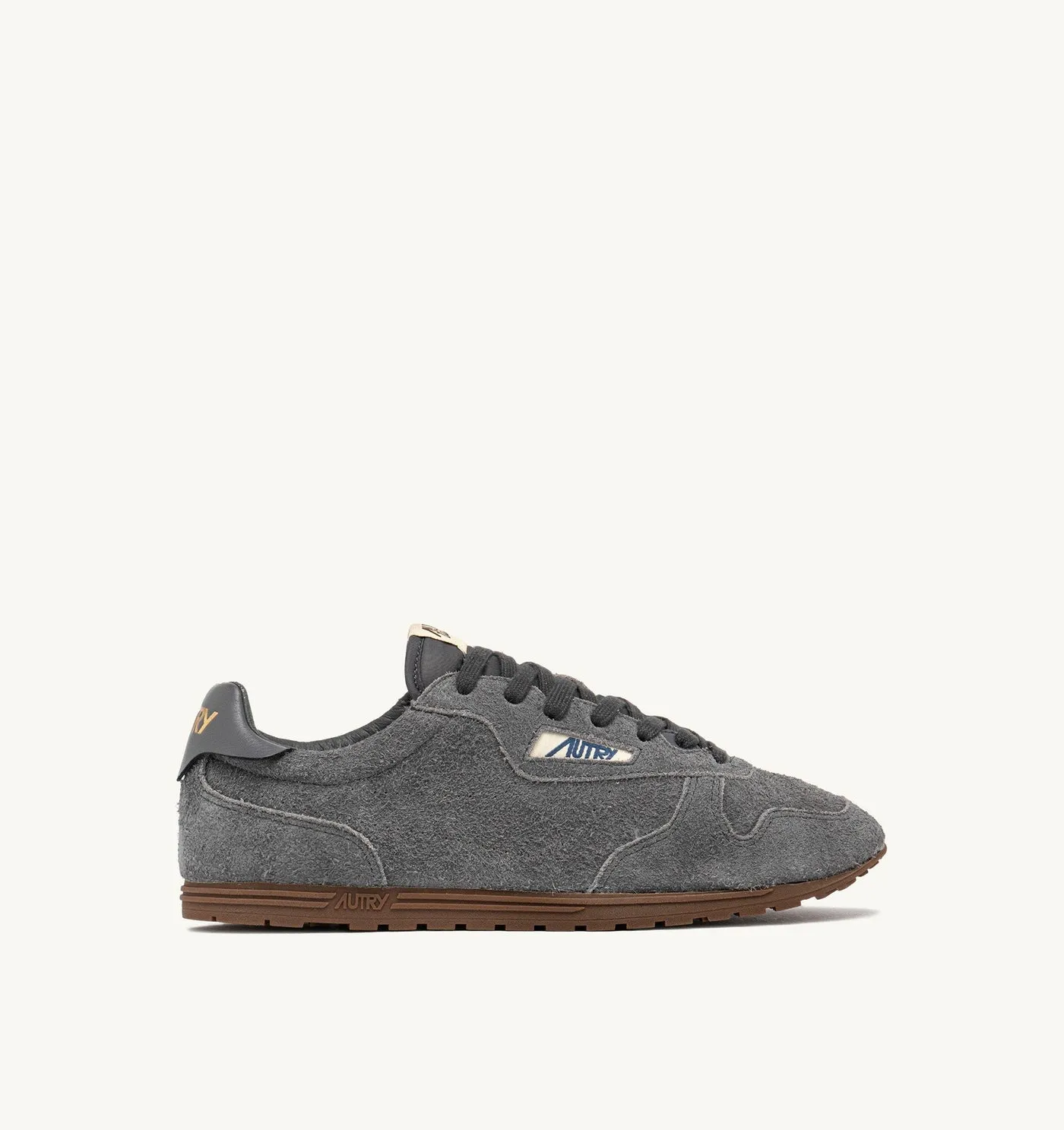 WINDSPIN IN SUEDE AVION