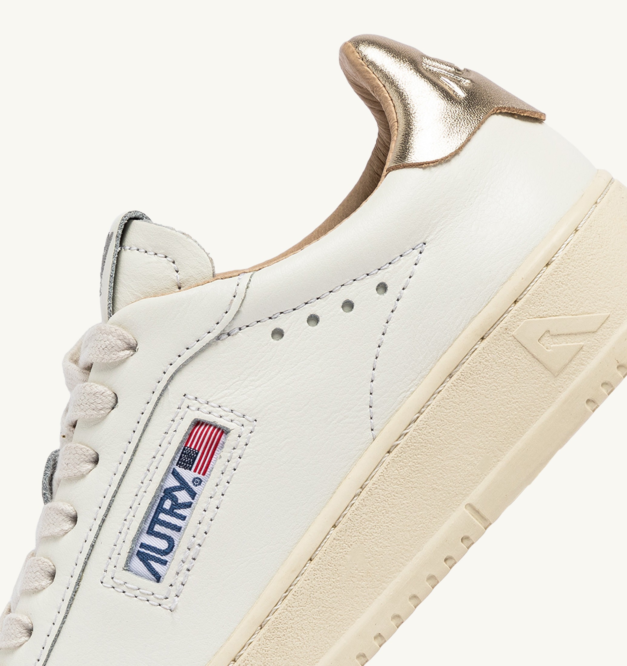 SNEAKERS DALLAS LOW IN PELLE BIANCA E ORO