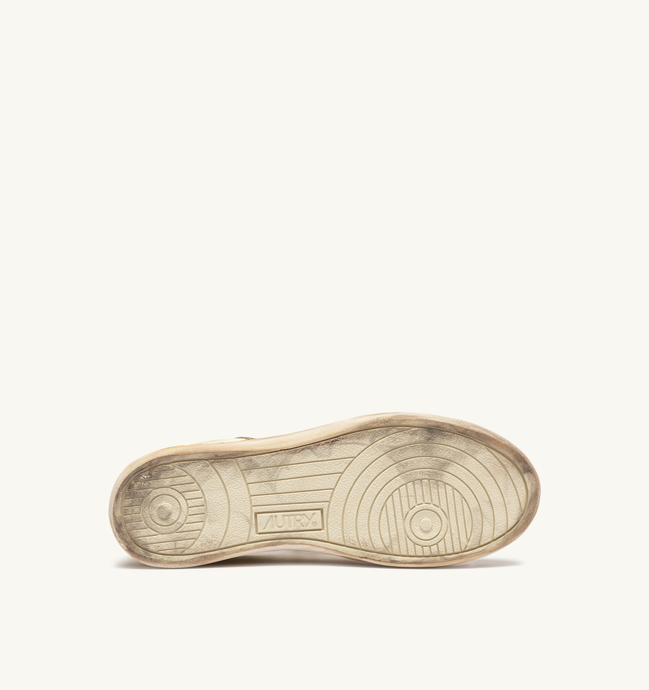SNEAKERS DALLAS LOW SUPER VINTAGE IN PELLE MARSHMALLOW CON CHARM