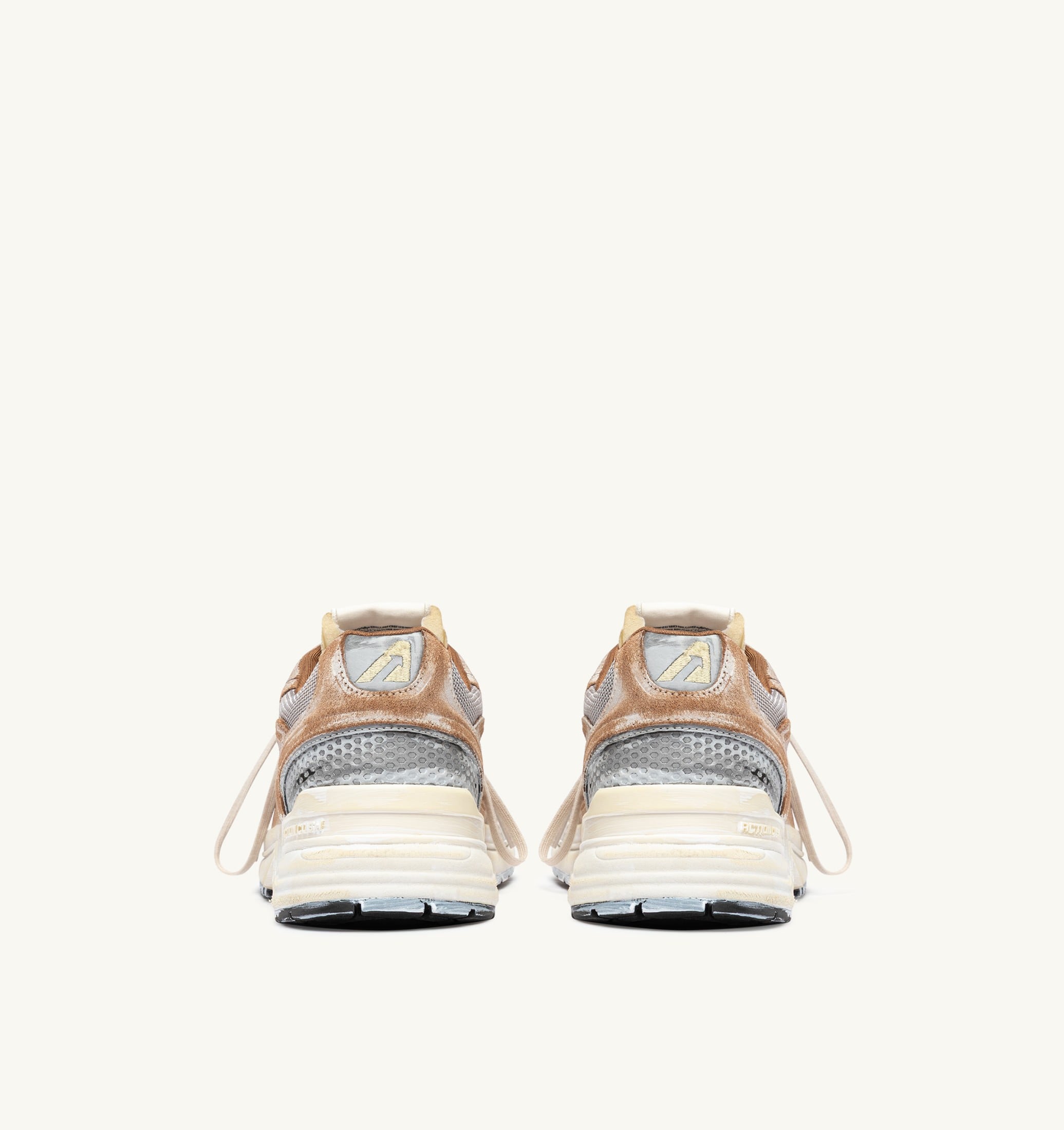 SNEAKERS HYPERWAY SUPER VINTAGE IN SUEDE MILKSHAKE E ARGENTO
