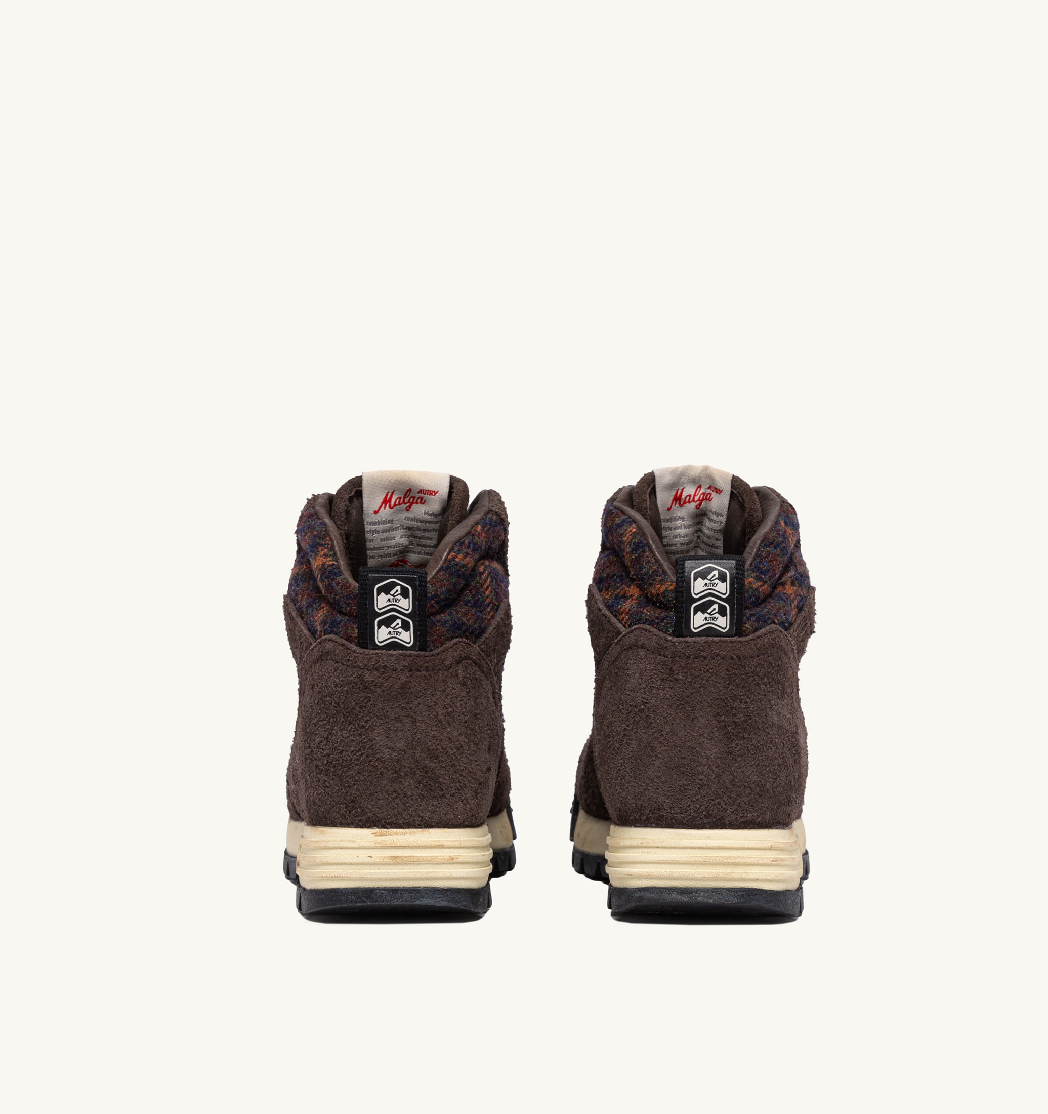 MALGA IN SUEDE COLORE PEPPER