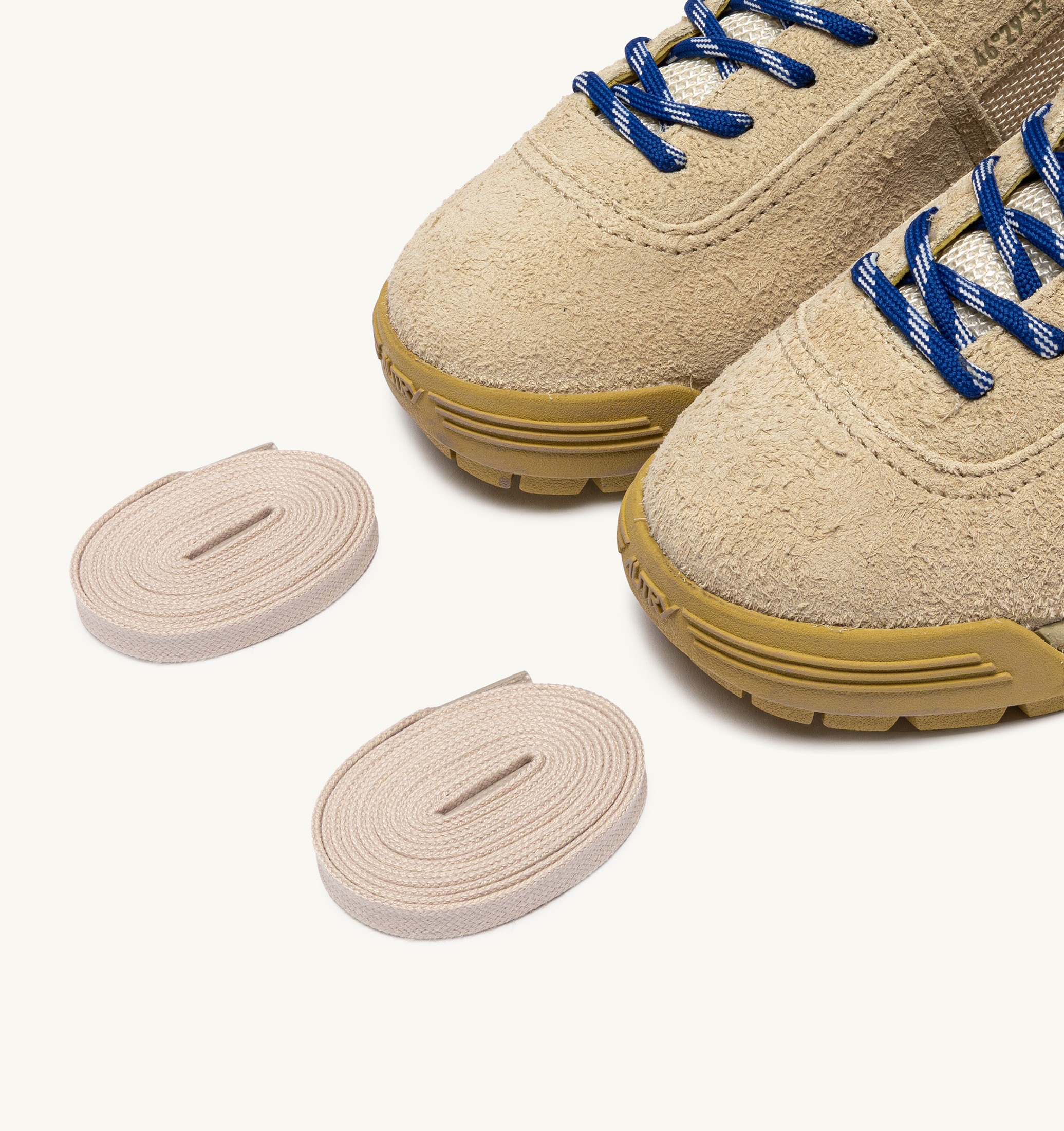 MALGA ST.MORITZ IN SUEDE BISCOTTI E DEJA VU BLUE