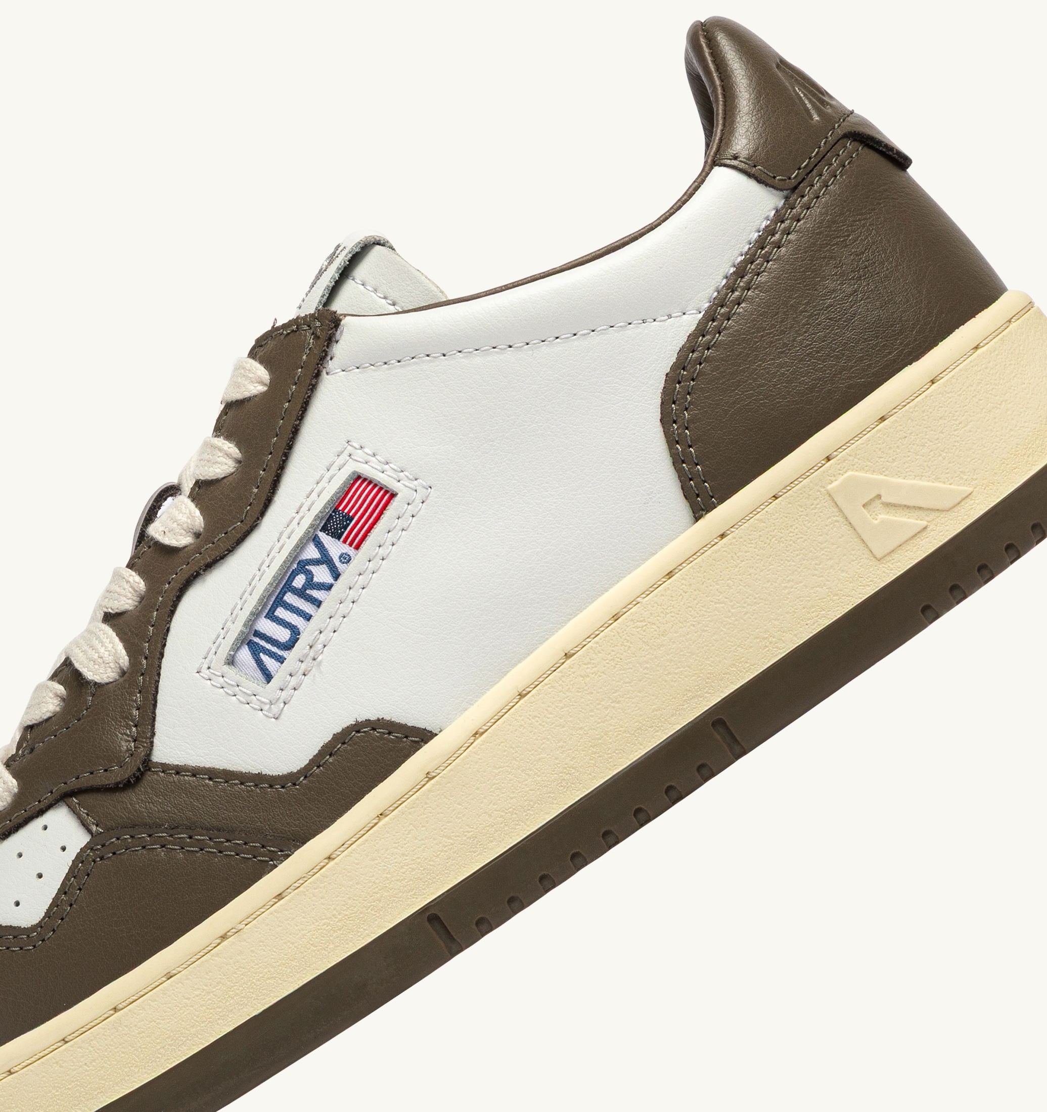 SNEAKERS MEDALIST LOW BICOLOR IN PELLE BIANCA E CHOCOLATE