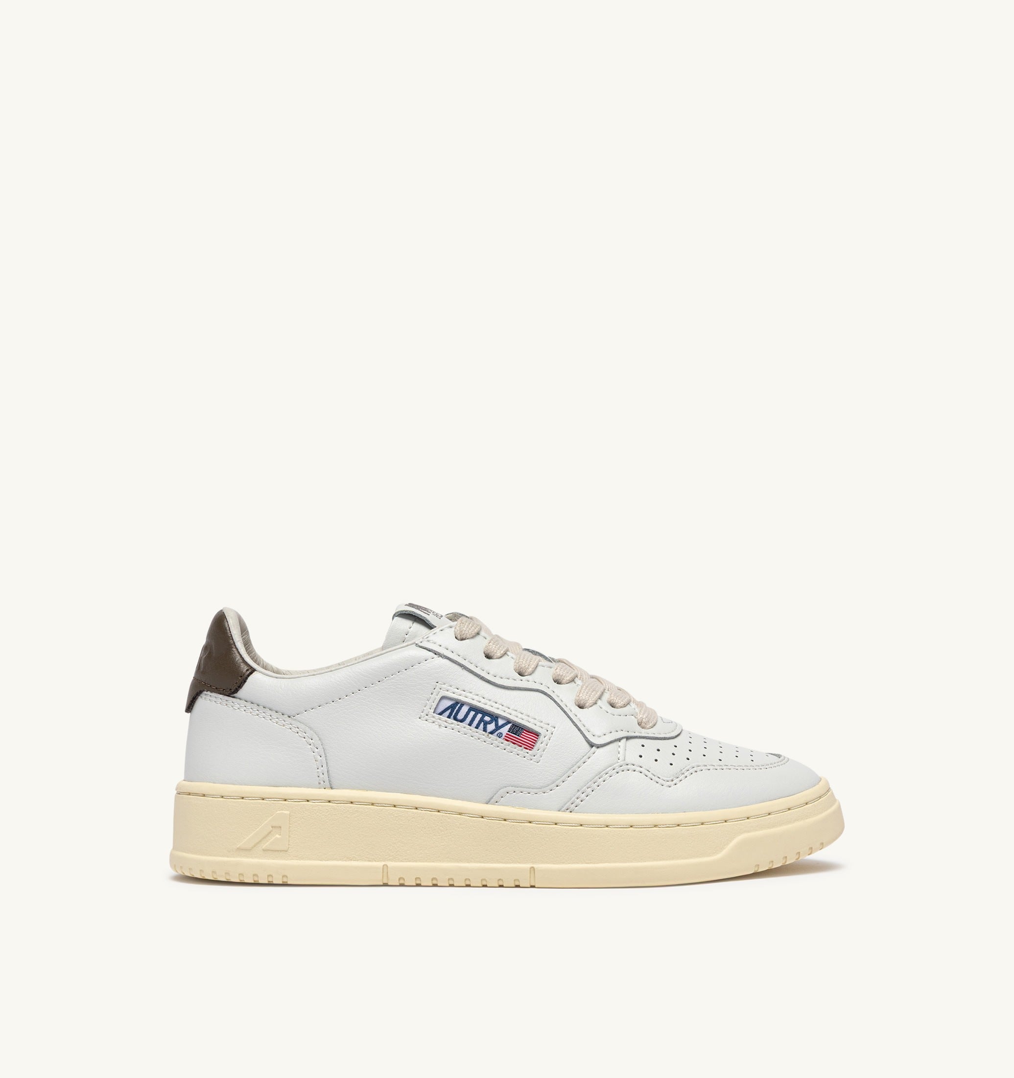 SNEAKERS MEDALIST LOW IN PELLE BIANCA E CHOCOLATE