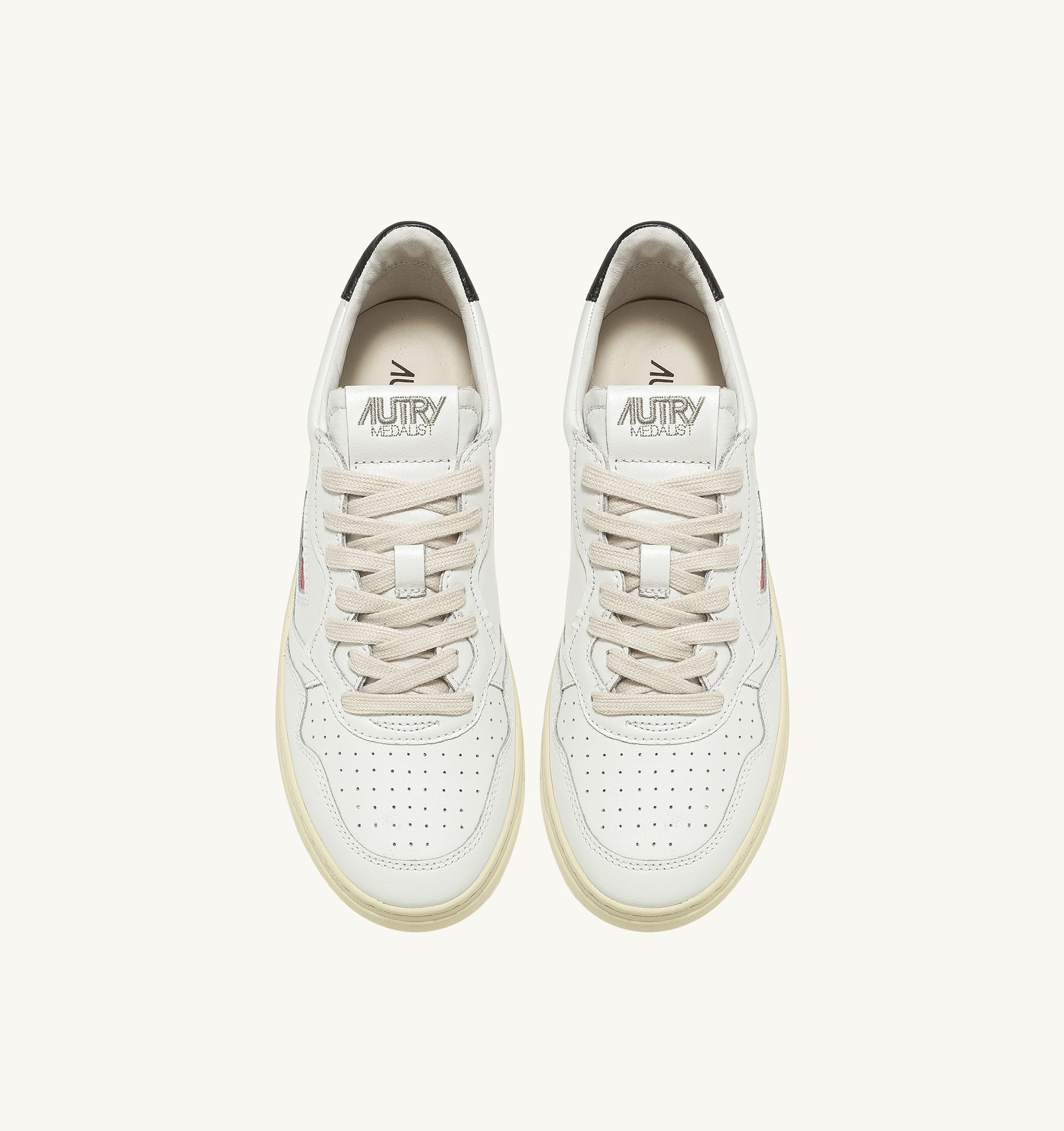 SNEAKERS MEDALIST LOW IN PELLE BIANCA E NERA