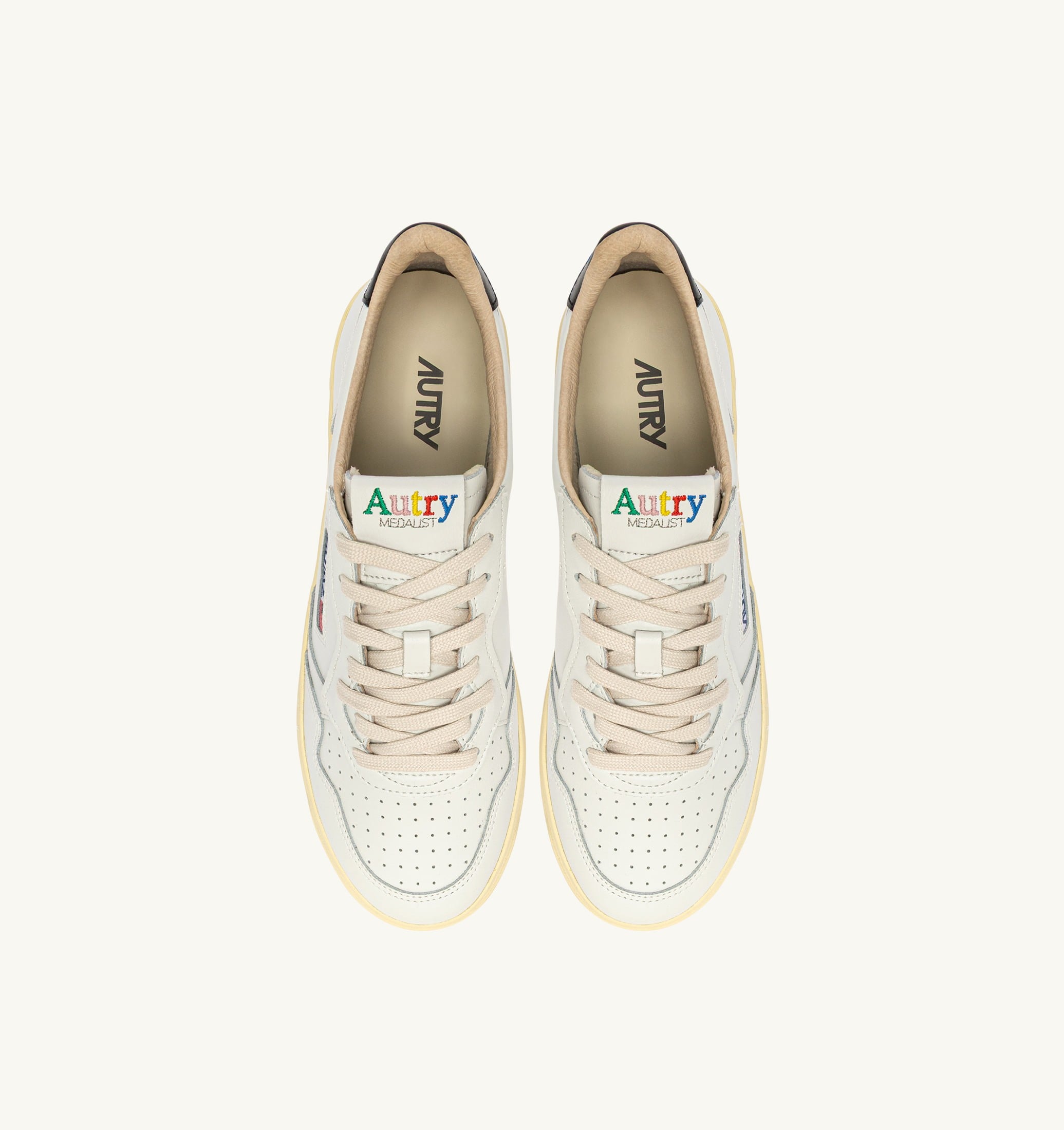 SNEAKERS MEDALIST LOW IN PELLE BIANCA E NERA