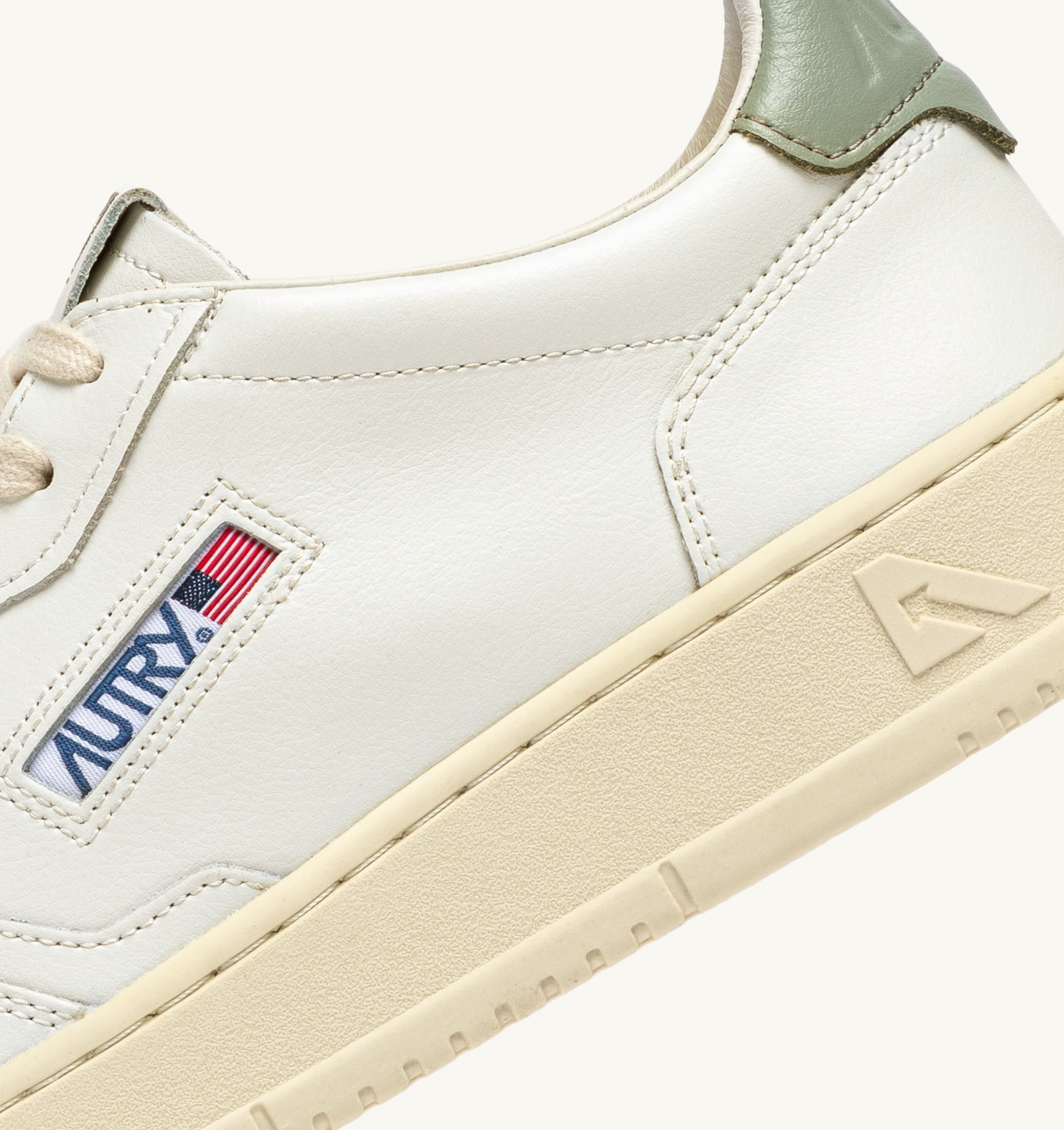 SNEAKERS MEDALIST LOW IN PELLE BIANCA E SEA GREEN
