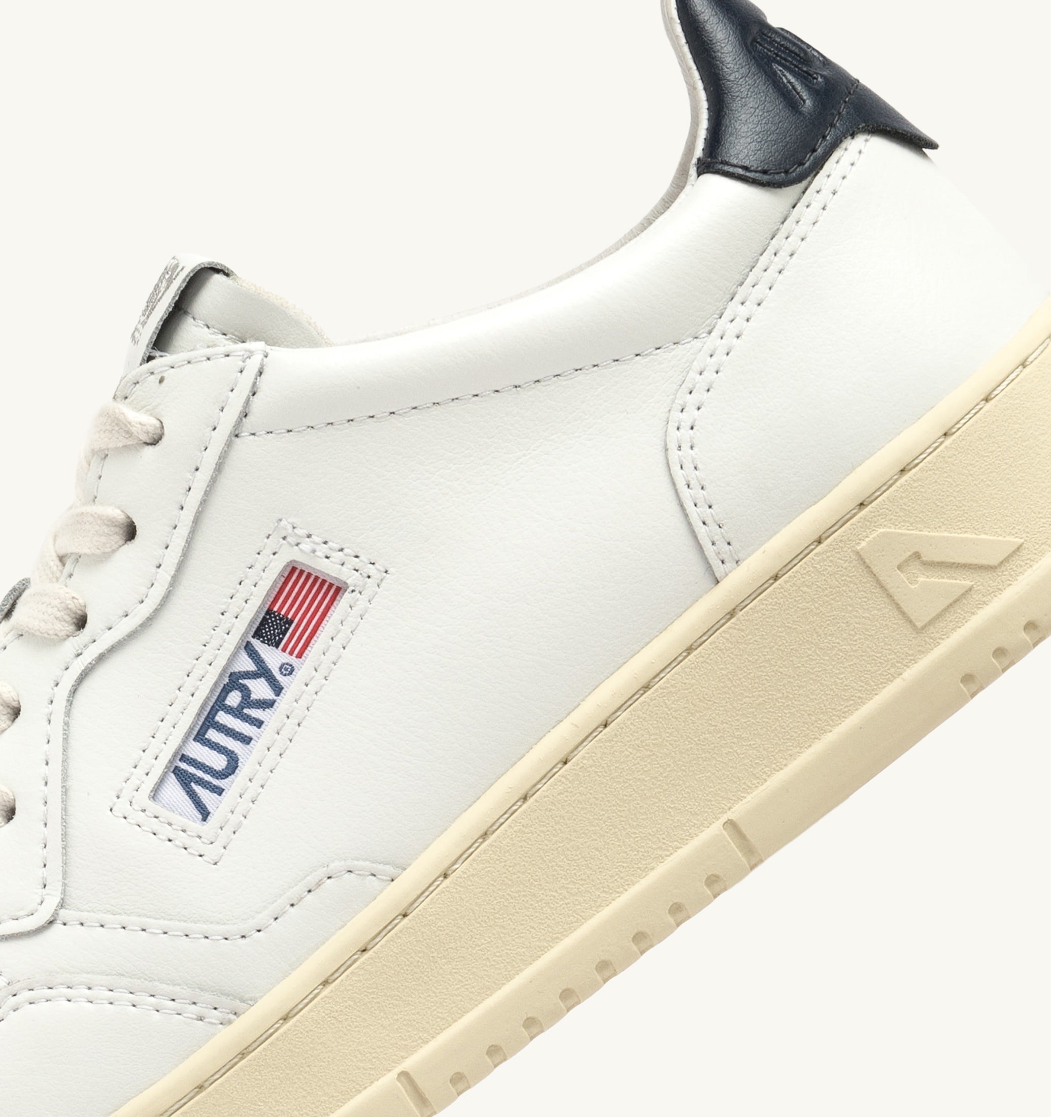 SNEAKERS MEDALIST LOW IN PELLE BIANCA E SPACE
