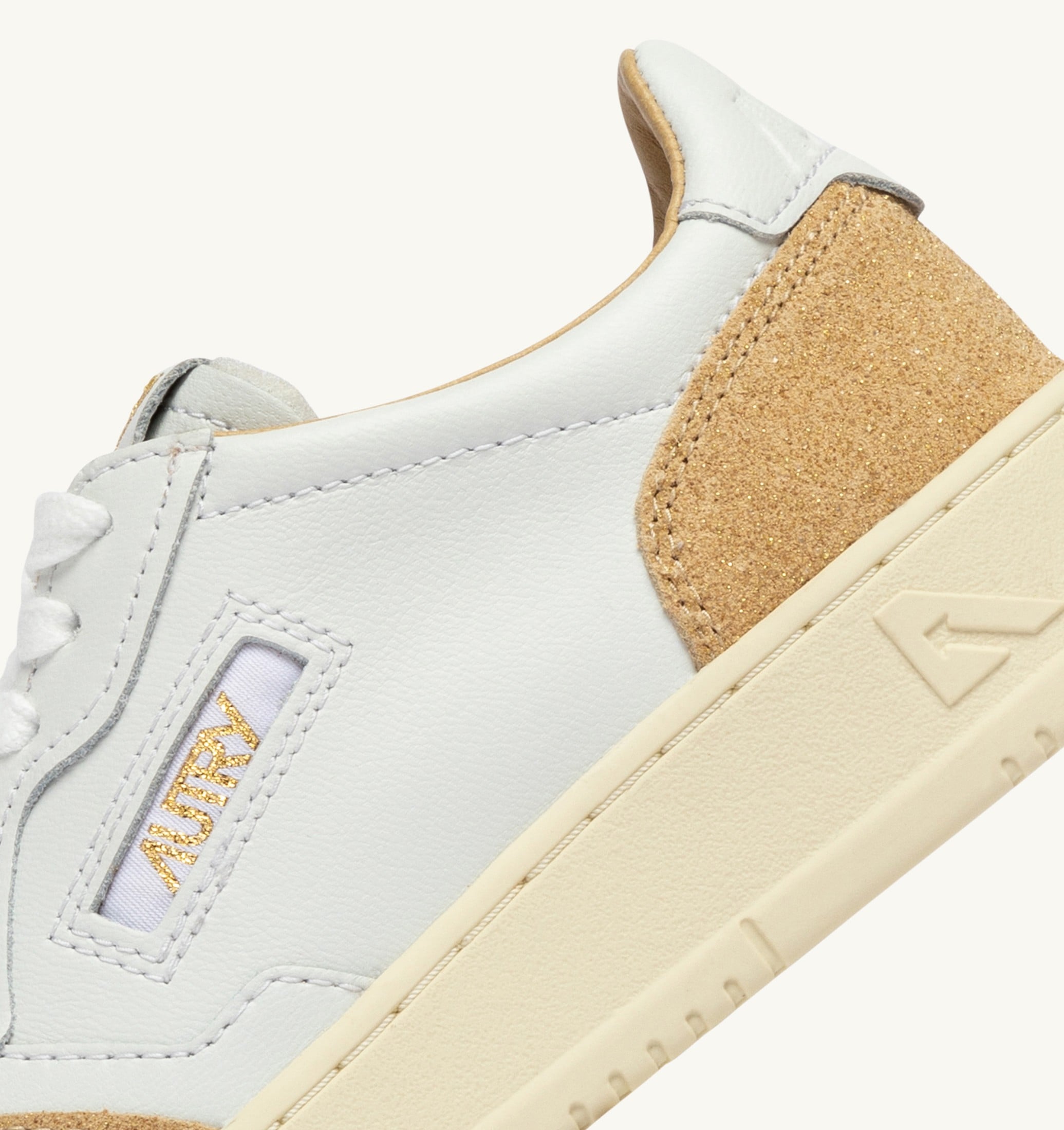 SNEAKERS MEDALIST LOW IN PELLE BIANCA E STARS ECRU