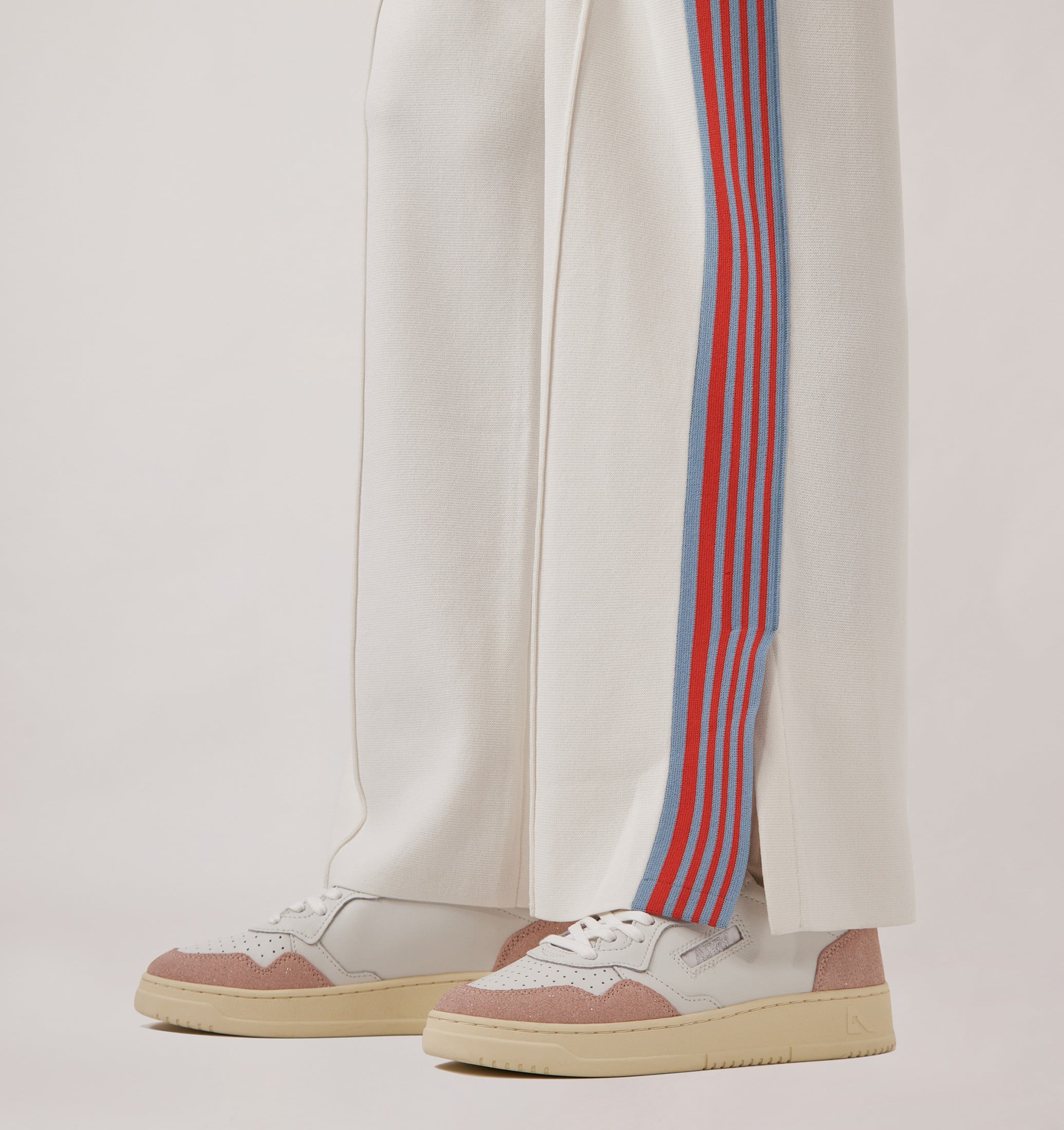SNEAKERS MEDALIST LOW IN PELLE BIANCA E STARS MEMORY