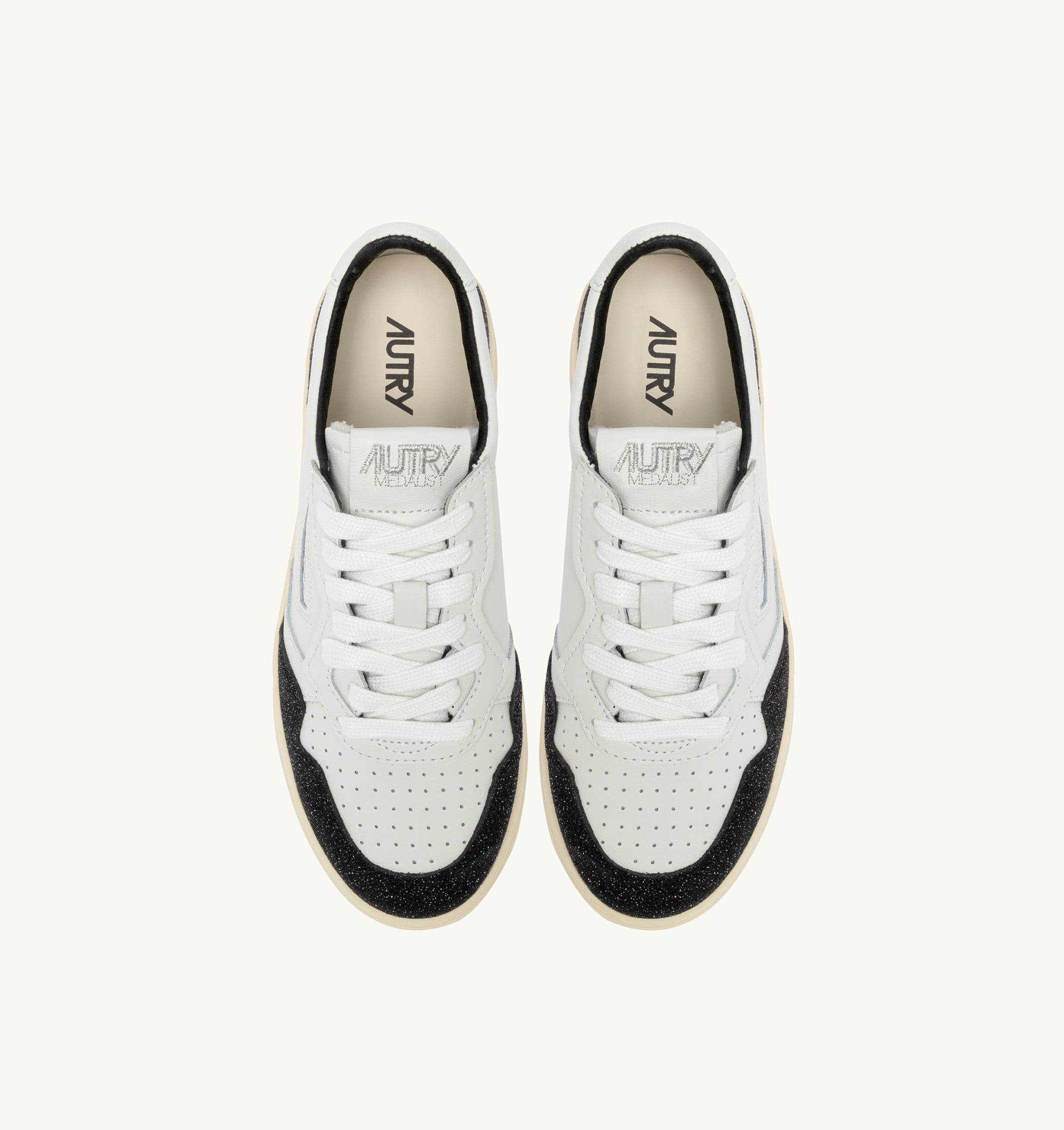 SNEAKERS MEDALIST LOW IN PELLE BIANCA E STARS OFF BLACK