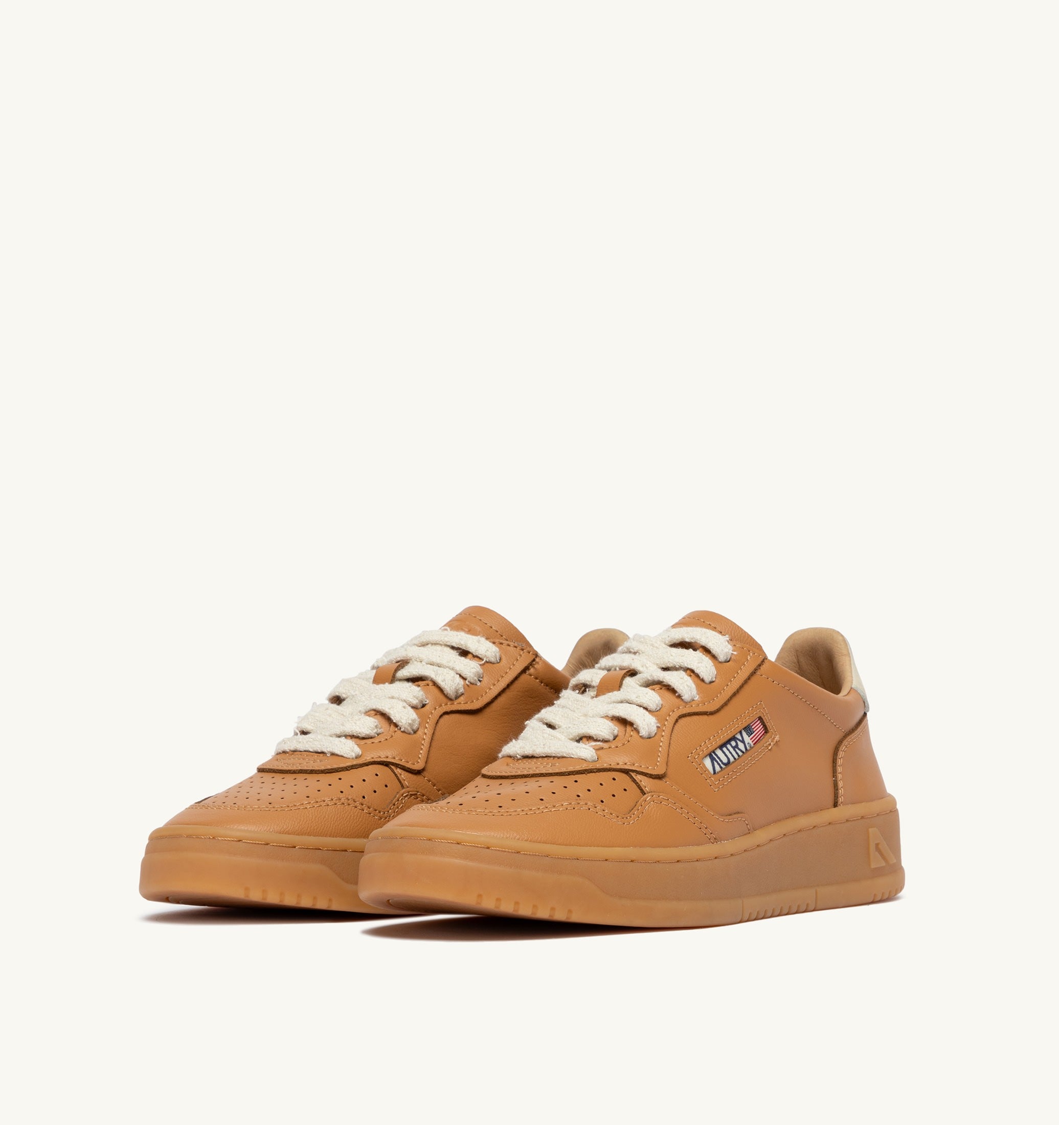 SNEAKERS MEDALIST LOW IN PELLE COGNAC E MARSHMALLOW