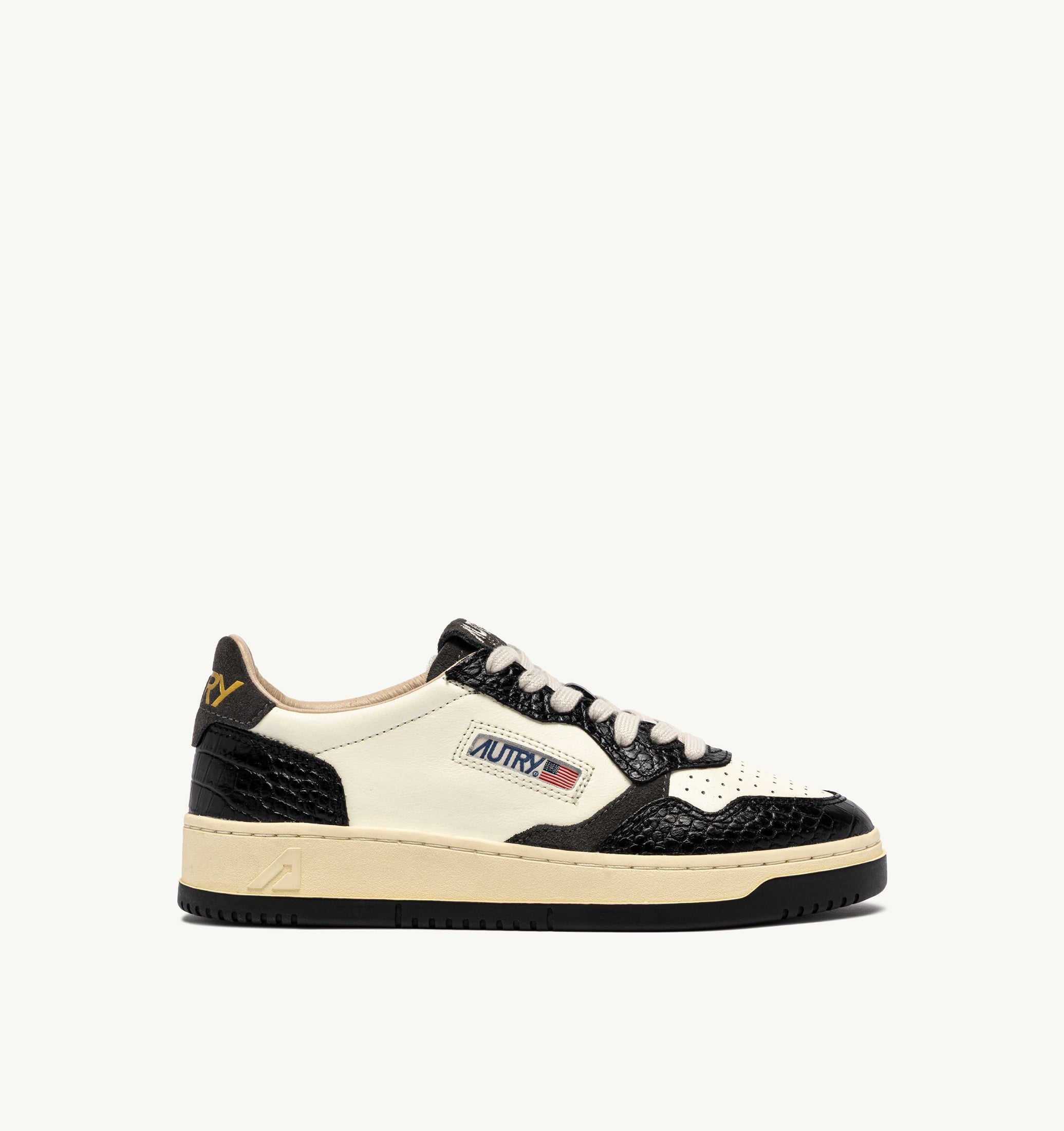 SNEAKERS MEDALIST LOW IN PELLE MARSHMALLOW E NERO