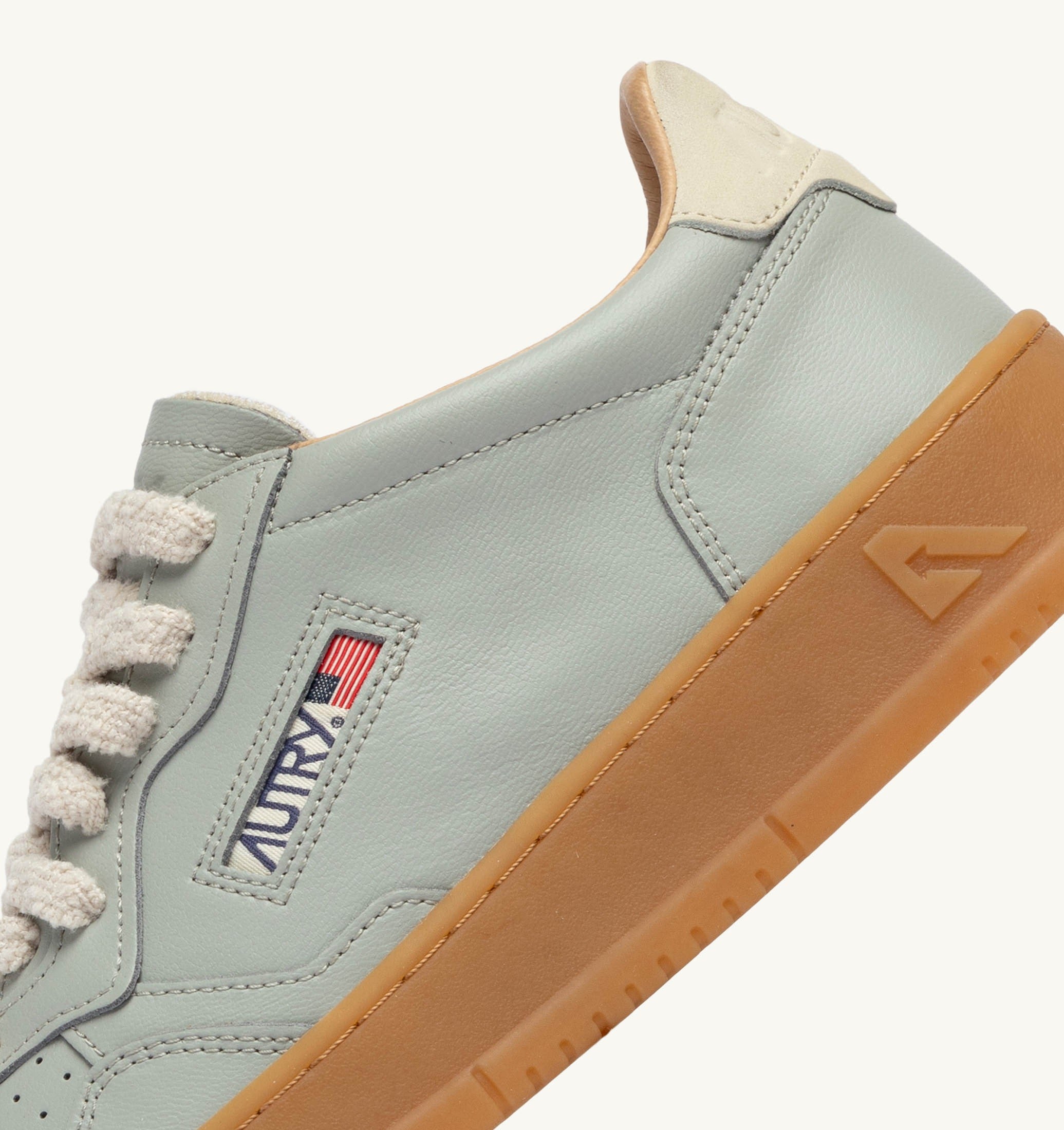 SNEAKERS MEDALIST LOW IN PELLE MILITARY E MARSHMALLOW