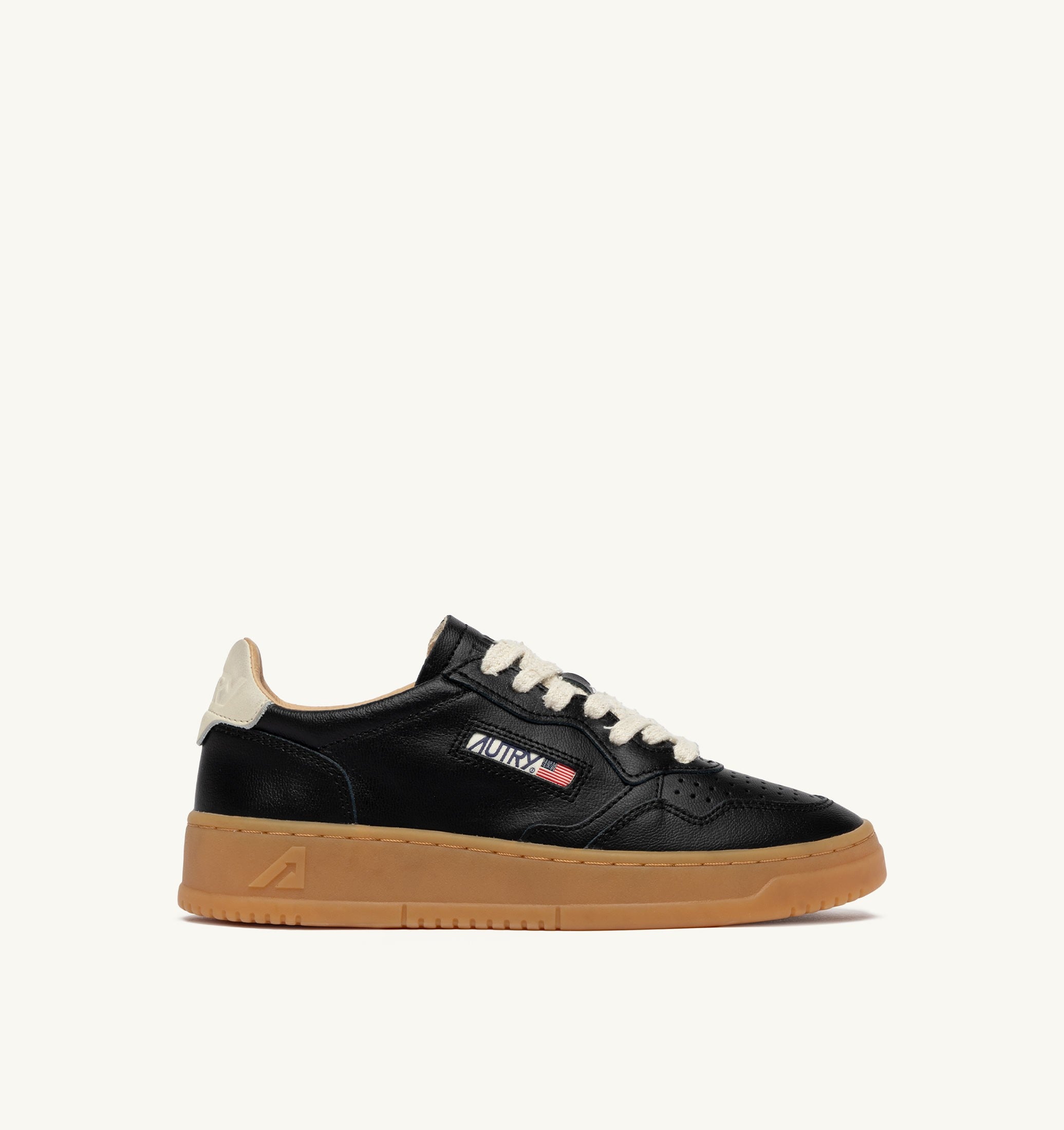 SNEAKERS MEDALIST LOW IN PELLE NERA E MARSHMALLOW