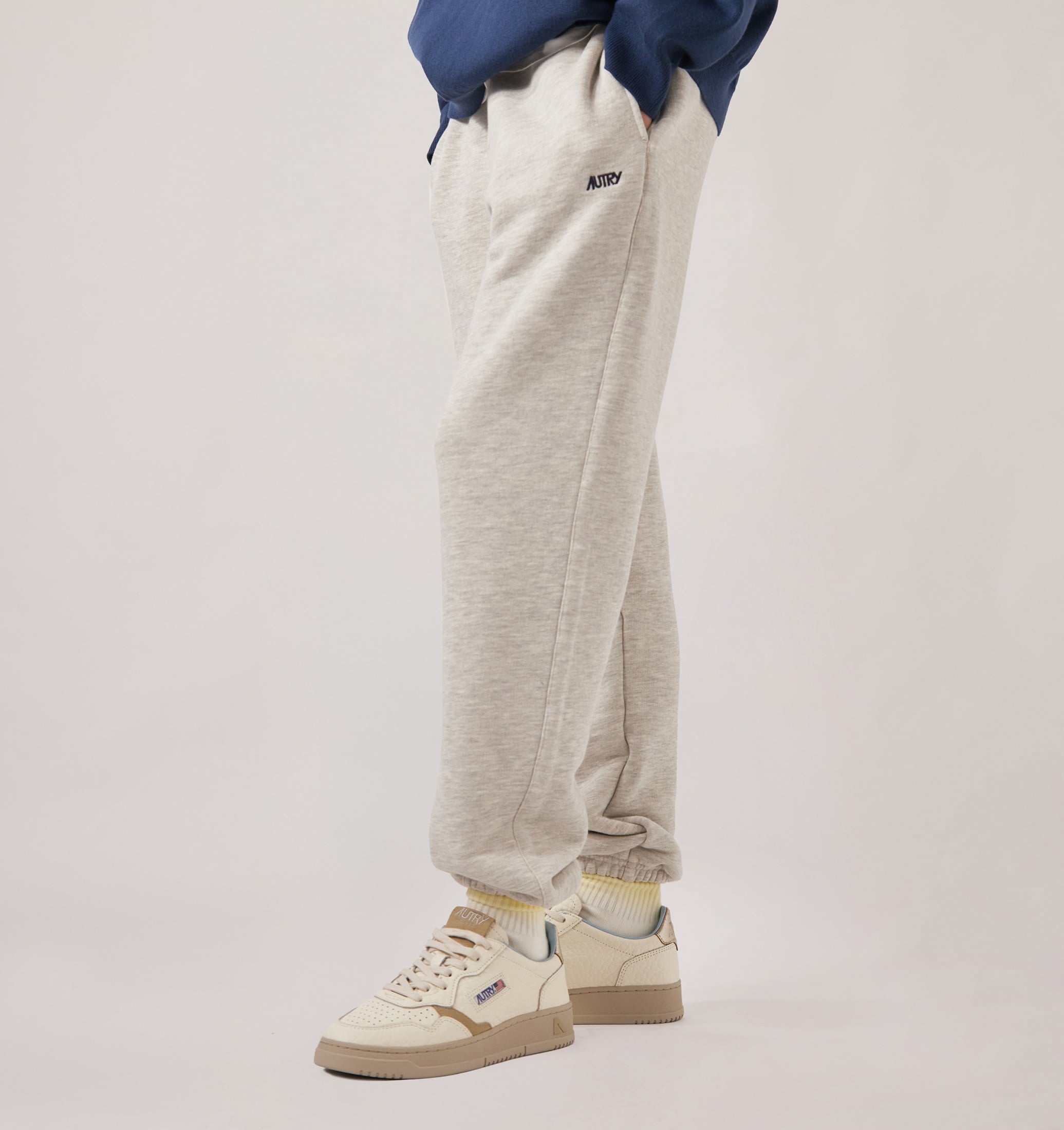 SNEAKERS MEDALIST LOW IN PELLE PLATINO E SPONGE