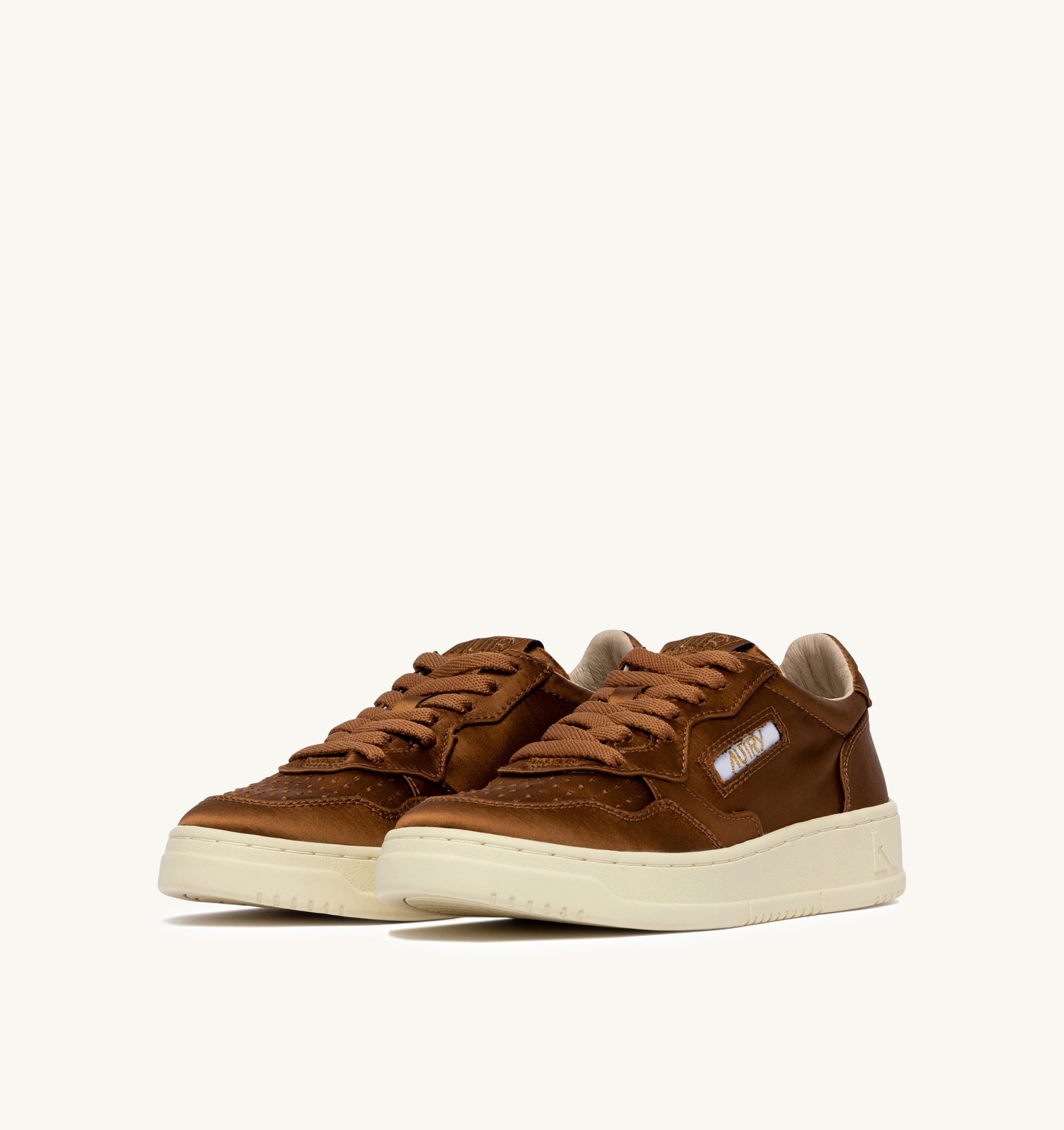 SNEAKERS MEDALIST LOW IN SATIN EARTH