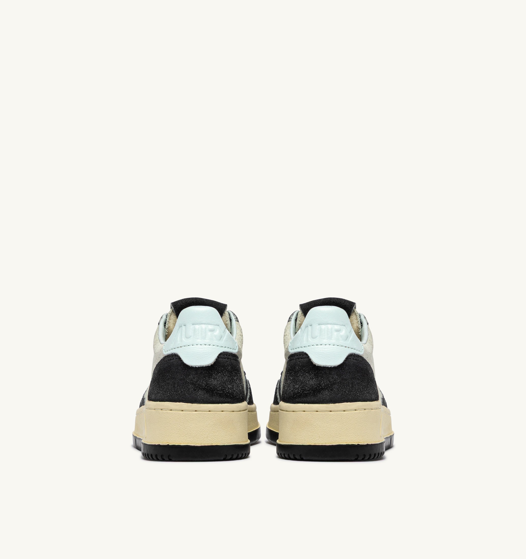 SNEAKERS MEDALIST LOW IN SUEDE ARGENTO E BLACK SUGAR