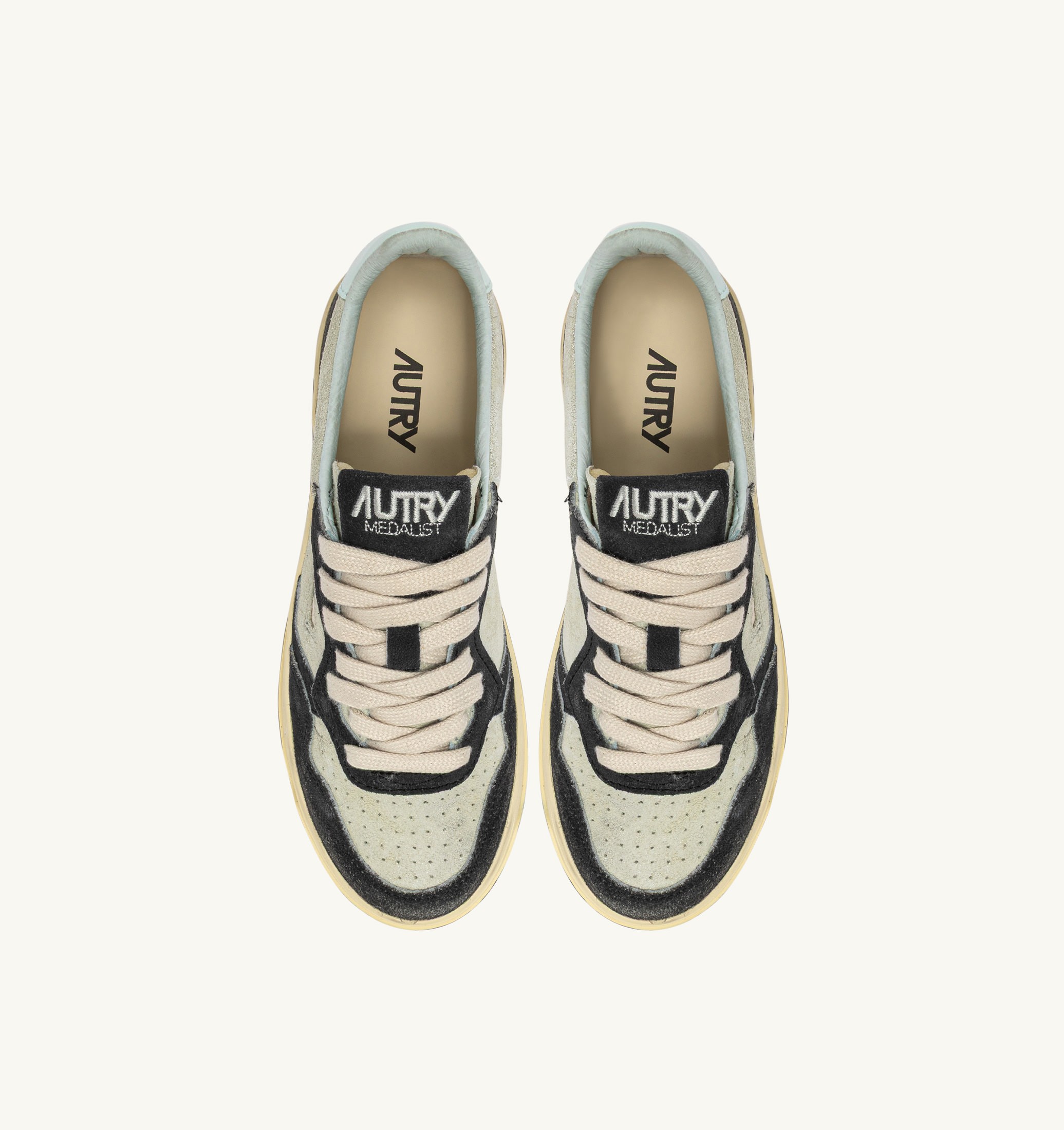 SNEAKERS MEDALIST LOW IN SUEDE ARGENTO E BLACK SUGAR