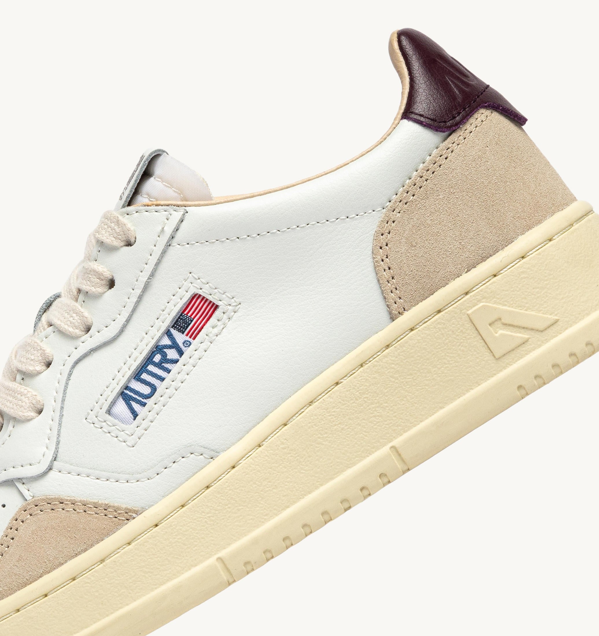 SNEAKERS MEDALIST LOW IN SUEDE E PELLE BIANCA E FIG