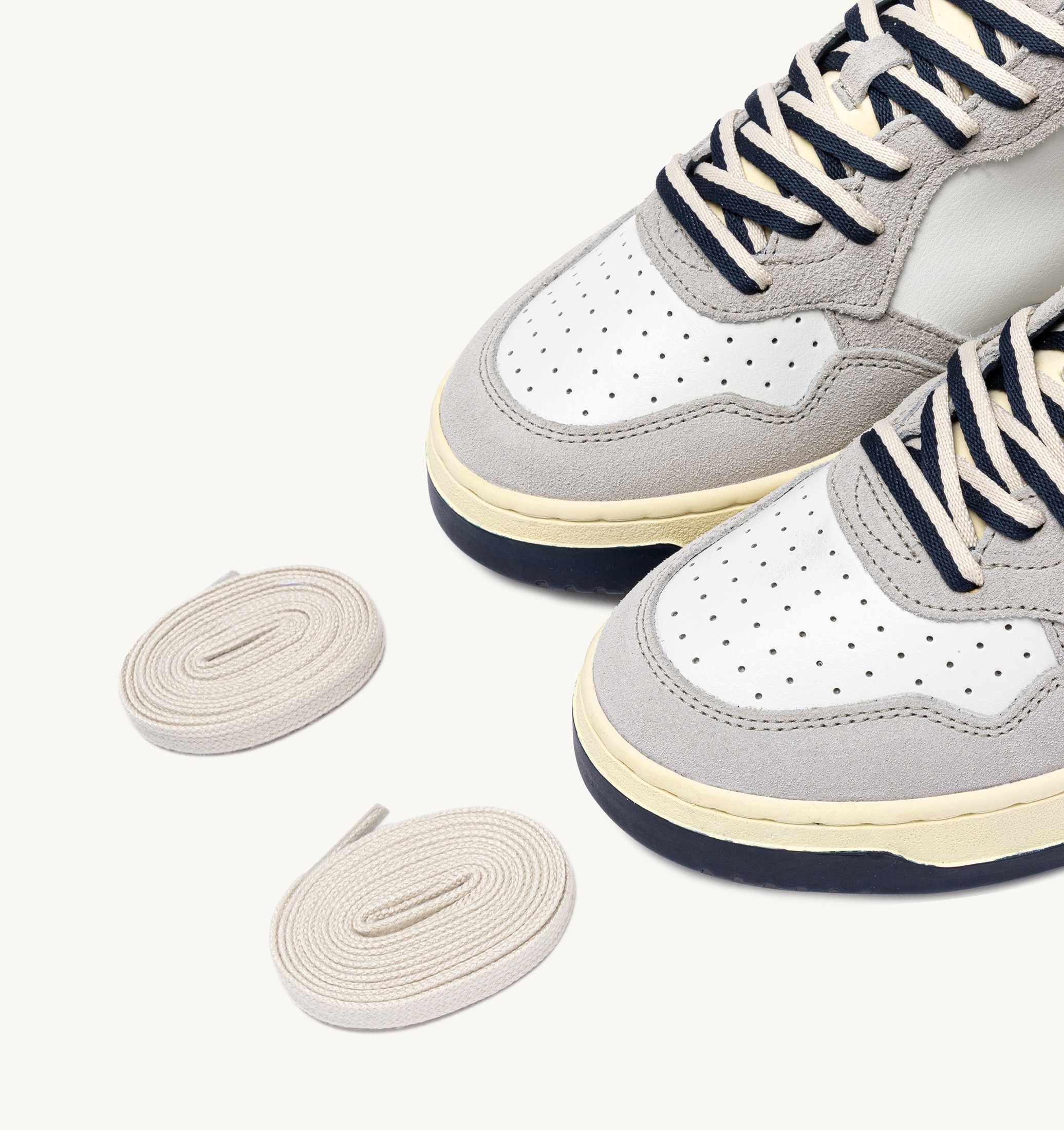 SNEAKERS MEDALIST LOW IN SUEDE E PELLE VAPOR E SPACE