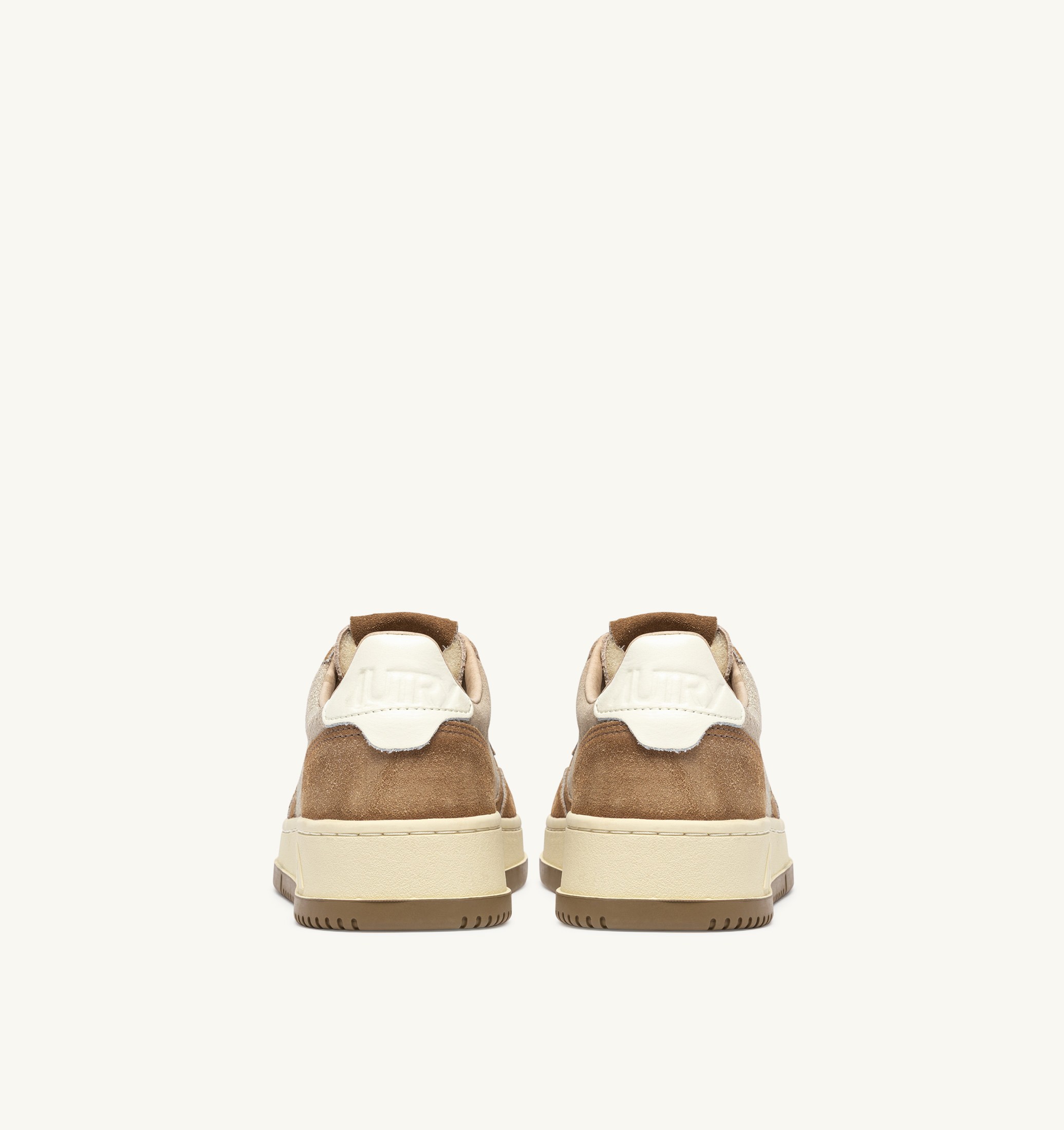 SNEAKERS MEDALIST LOW IN SUEDE PLATINO E BEIGE SUGAR