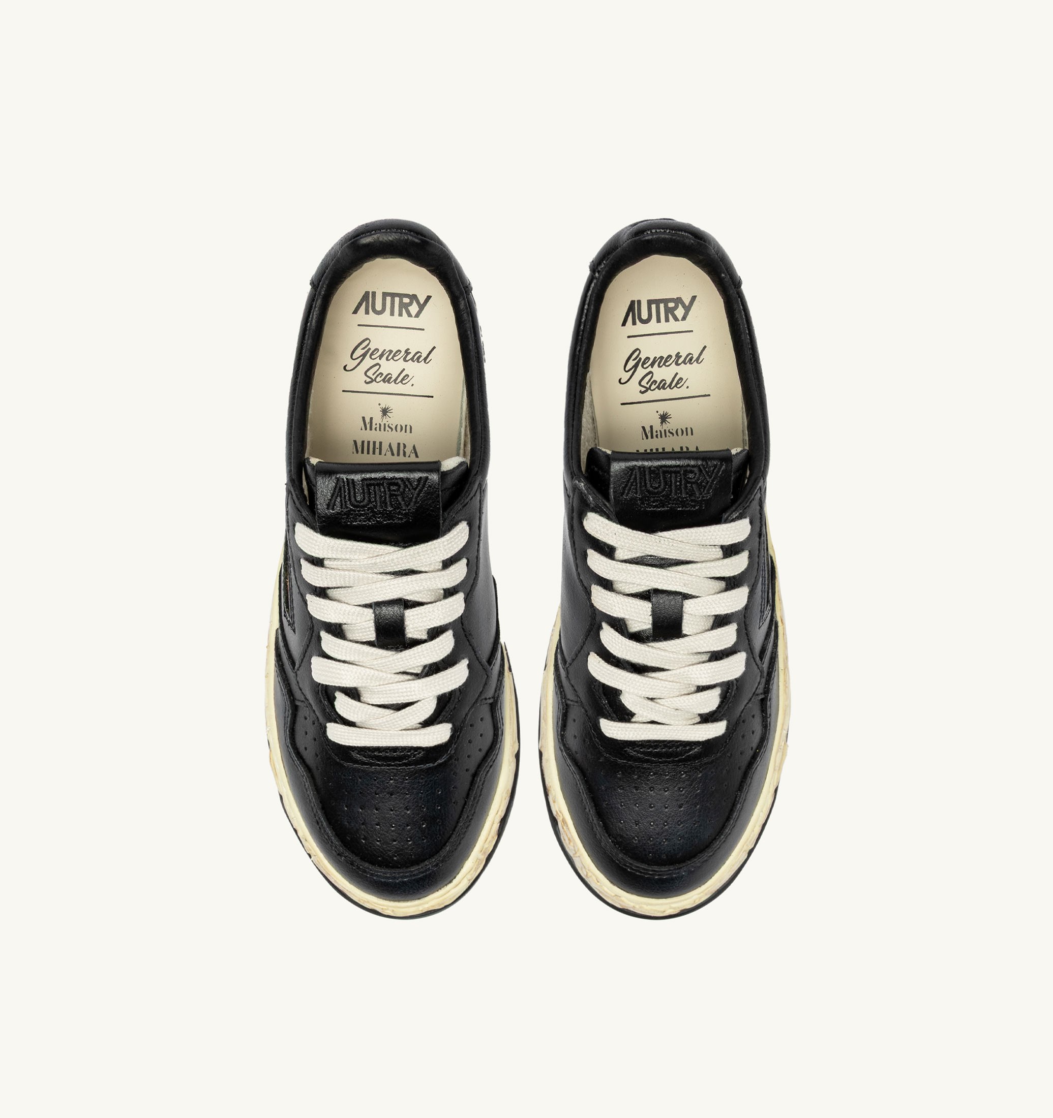 SNEAKERS MEDALIST LOW SUPER VINTAGE 'Autry x Maison MIHARA YASUHIRO General Scale.' IN PELLE NERA