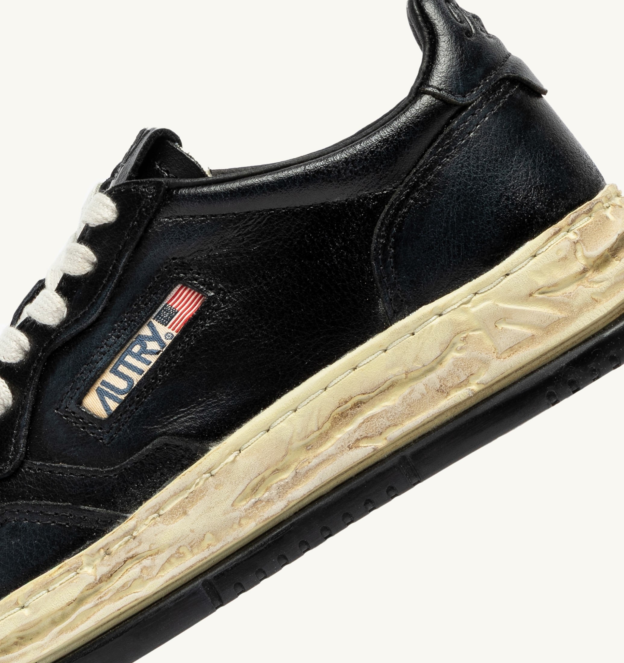 SNEAKERS MEDALIST LOW SUPER VINTAGE 'Autry x Maison MIHARA YASUHIRO General Scale.' IN PELLE NERA