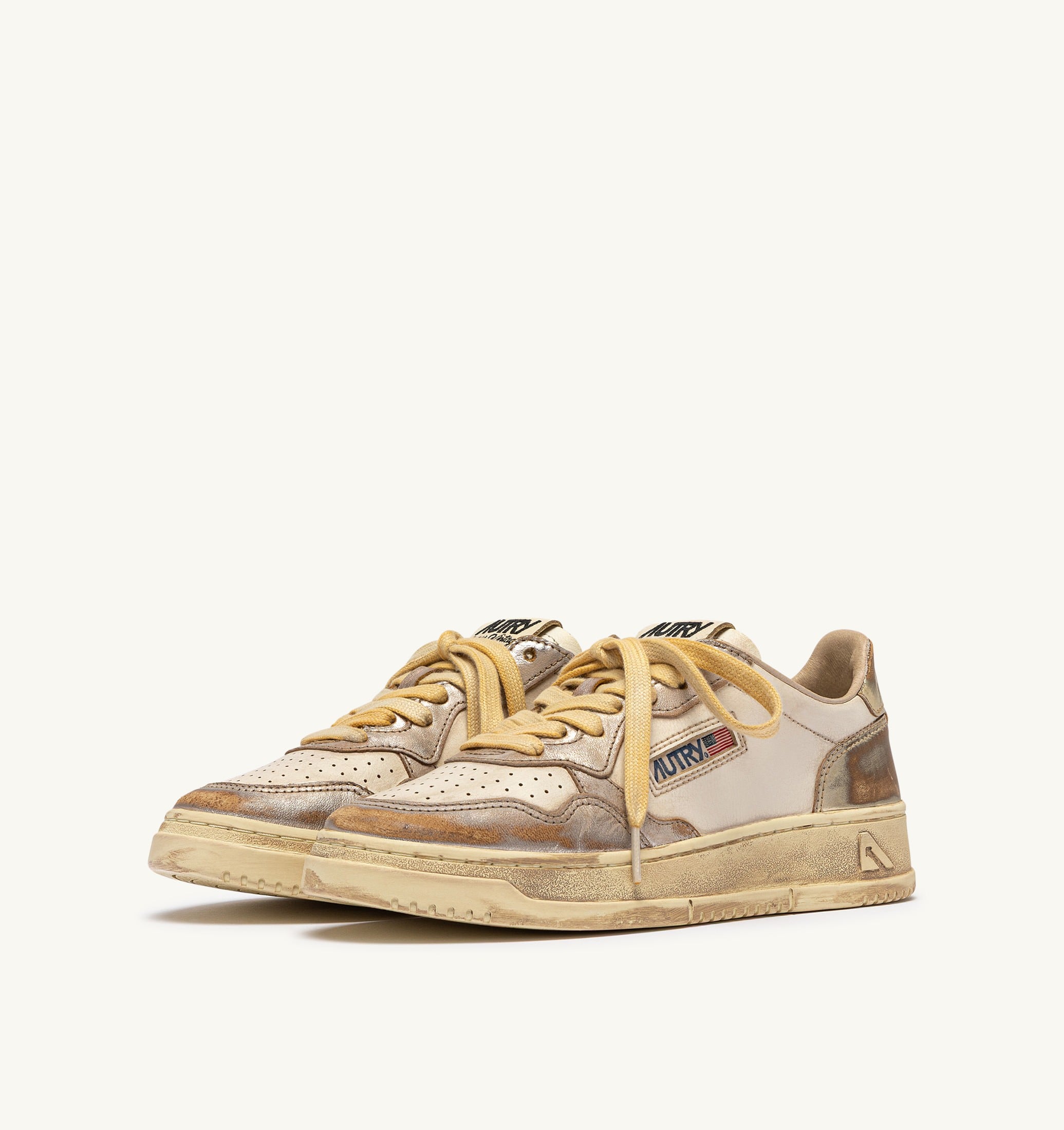 SNEAKERS MEDALIST LOW SUPER VINTAGE IN PELLE ARGENTO E PLATINO