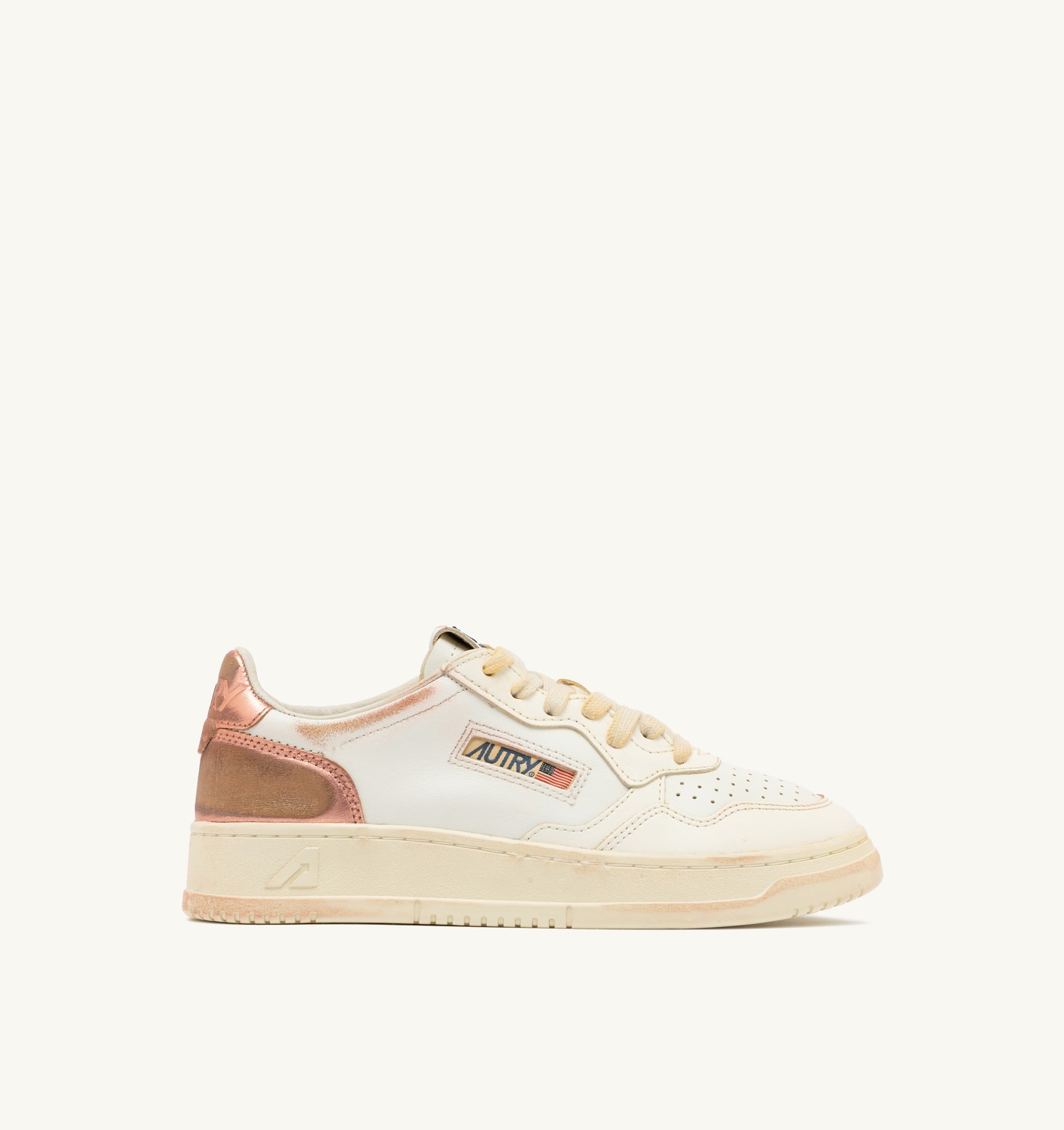 SNEAKERS MEDALIST LOW SUPER VINTAGE IN PELLE BIANCA SALMON E VANILLA