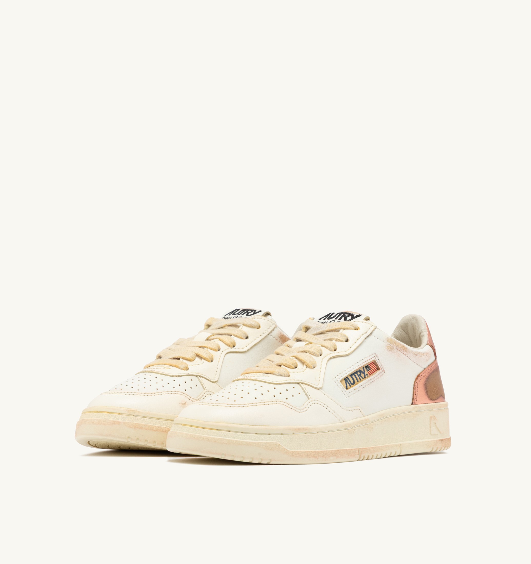 SNEAKERS MEDALIST LOW SUPER VINTAGE IN PELLE BIANCA SALMON E VANILLA