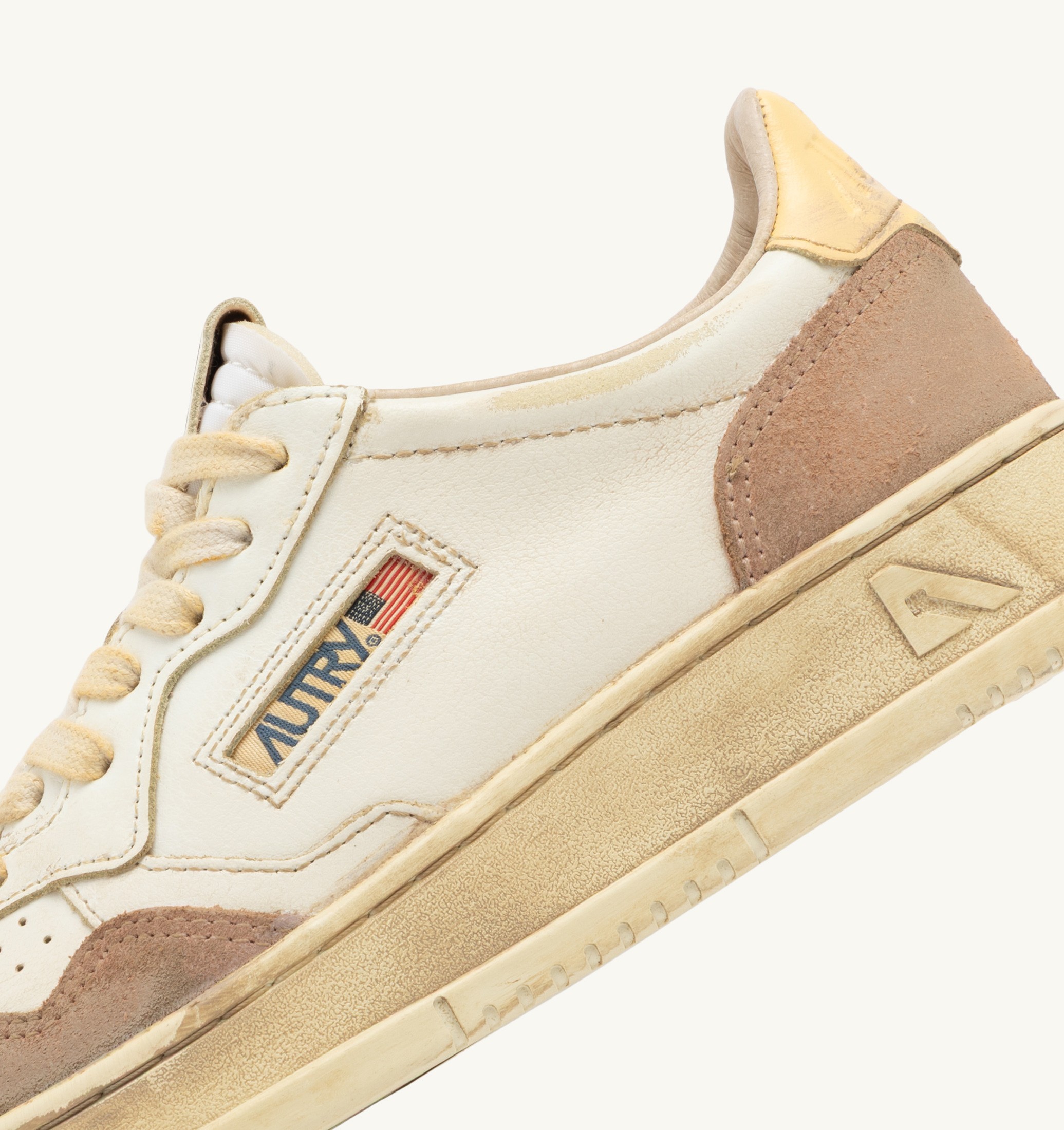 SNEAKERS MEDALIST LOW SUPER VINTAGE IN PELLE E SUEDE BIANCO E PHARD