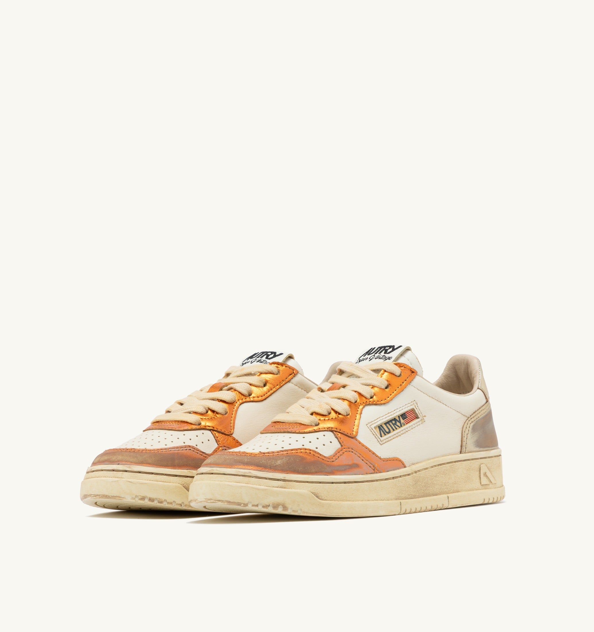 SNEAKERS MEDALIST LOW SUPER VINTAGE IN PELLE PLATINO E ARANCIONE