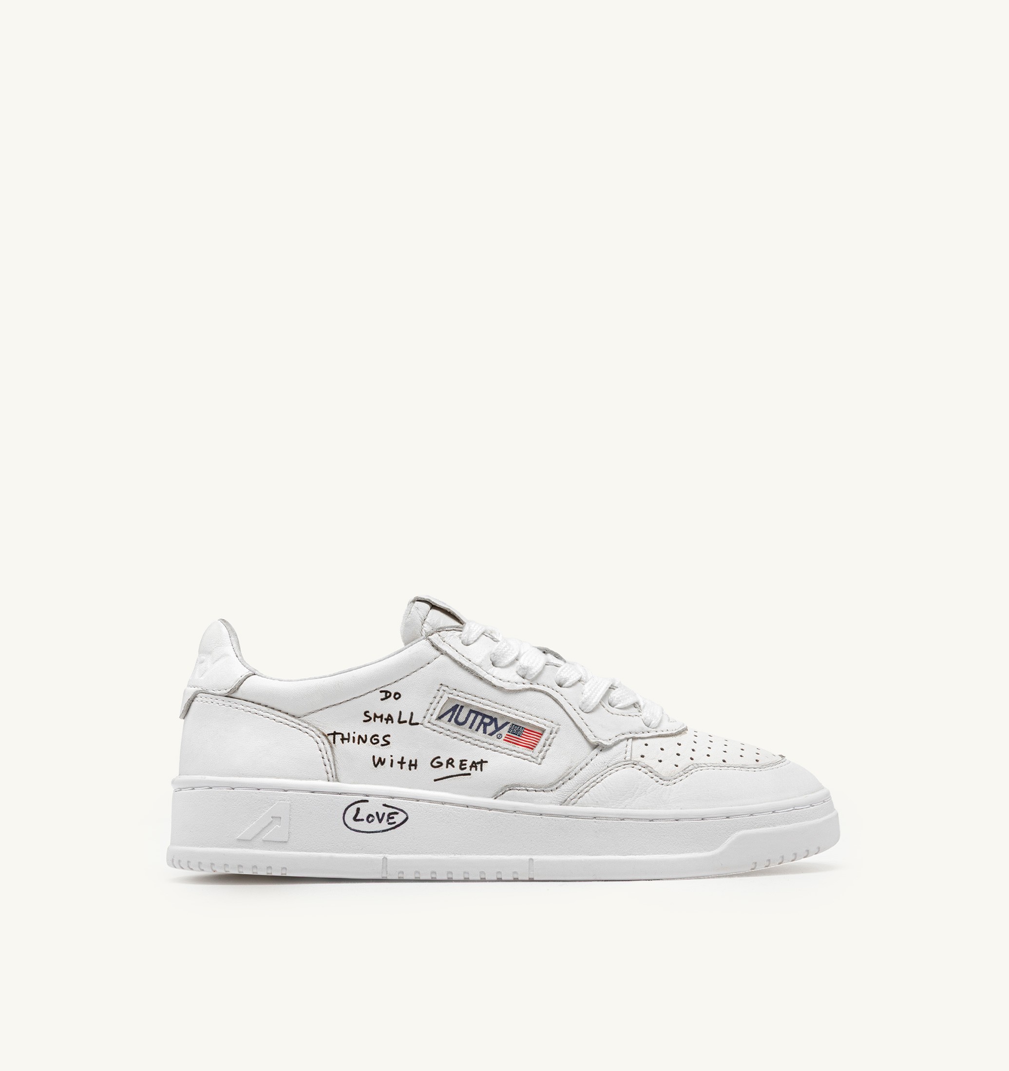 SNEAKERS MEDALIST LOW "Thomas Lélu x Autry" IN PELLE BIANCA CON LETTERING