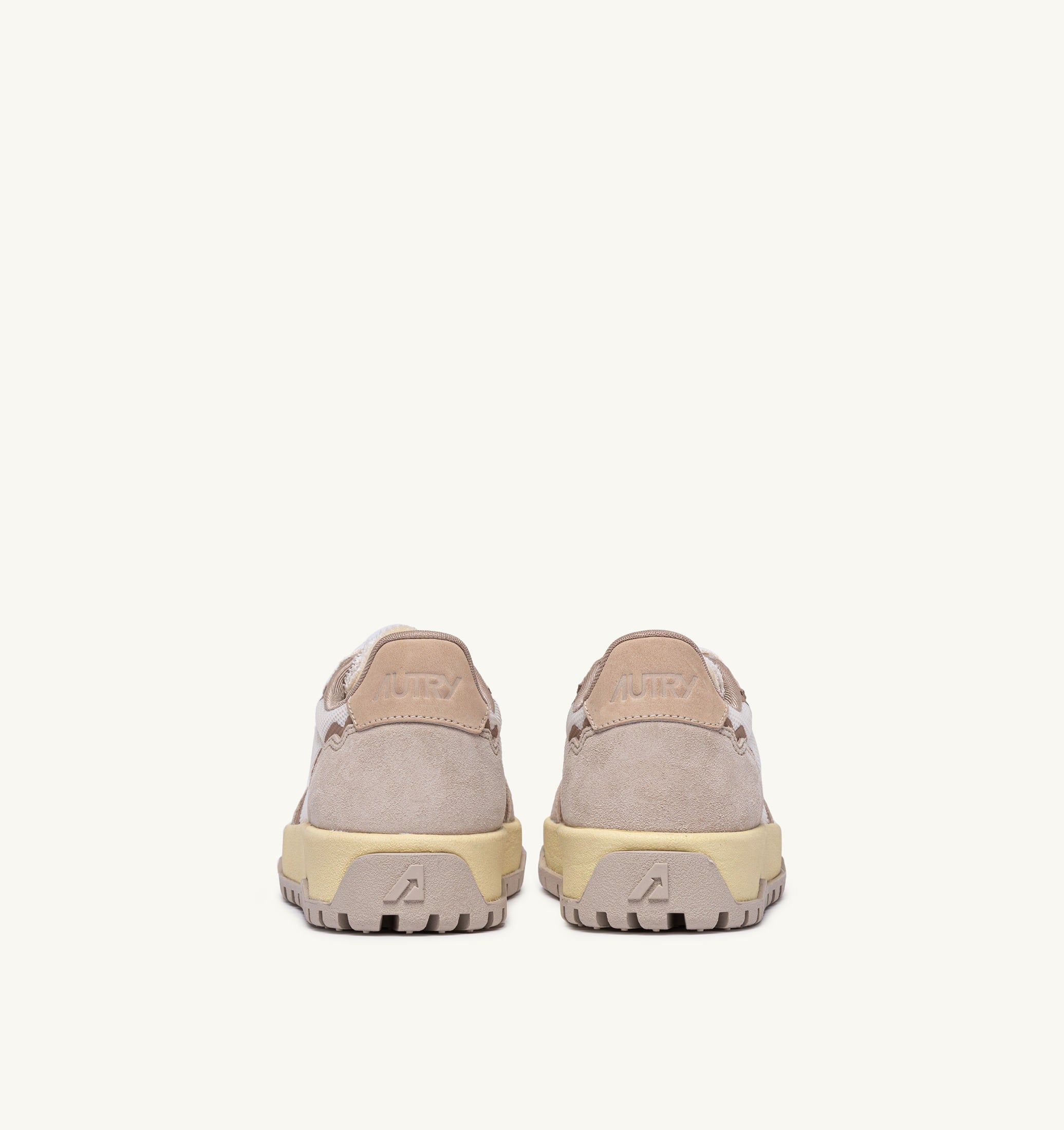 SNEAKERS WILDPACE LOW IN DRAGON MESH E SUEDE WHISPER WHITE E SAND