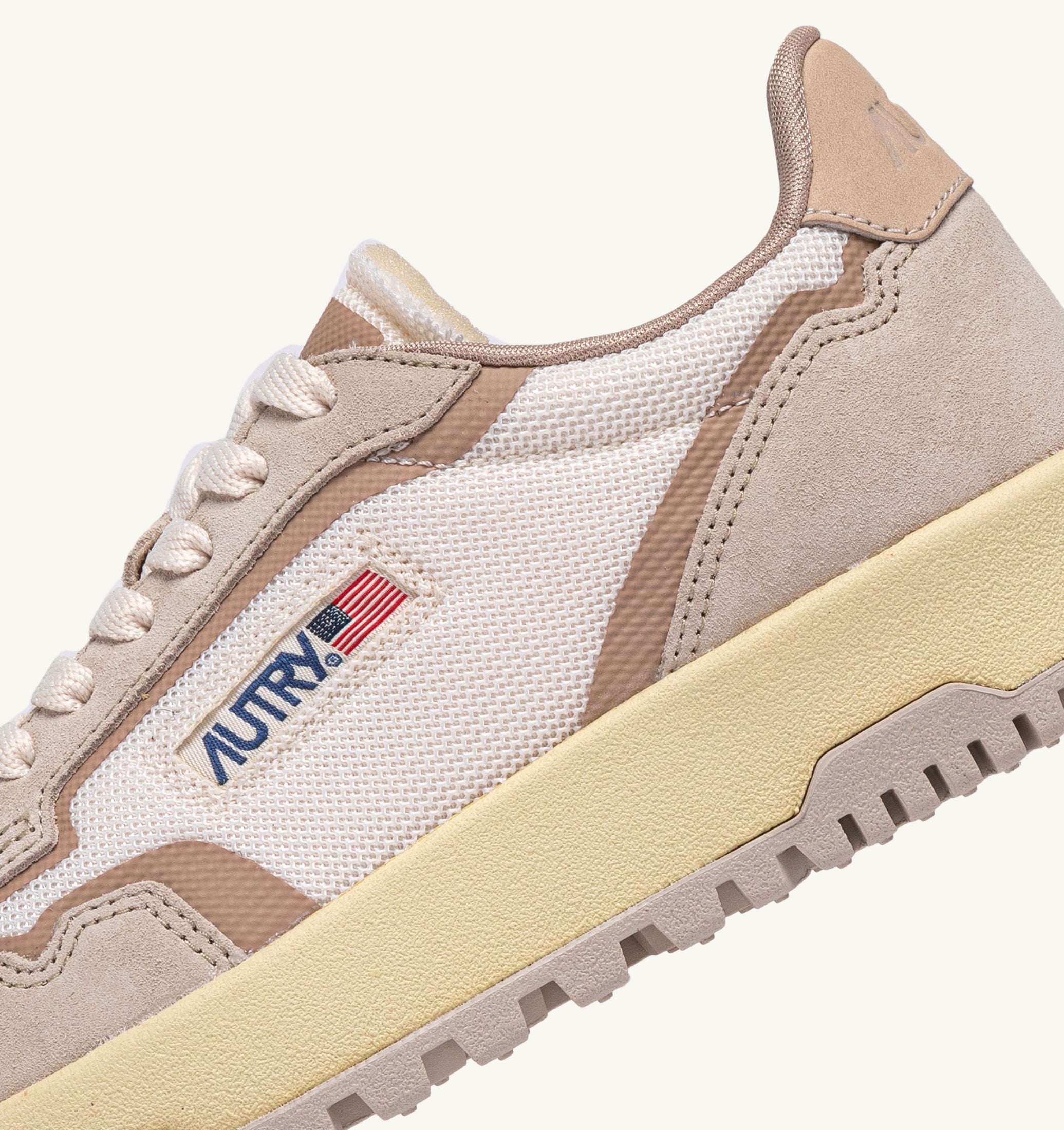 SNEAKERS WILDPACE LOW IN DRAGON MESH E SUEDE WHISPER WHITE E SAND